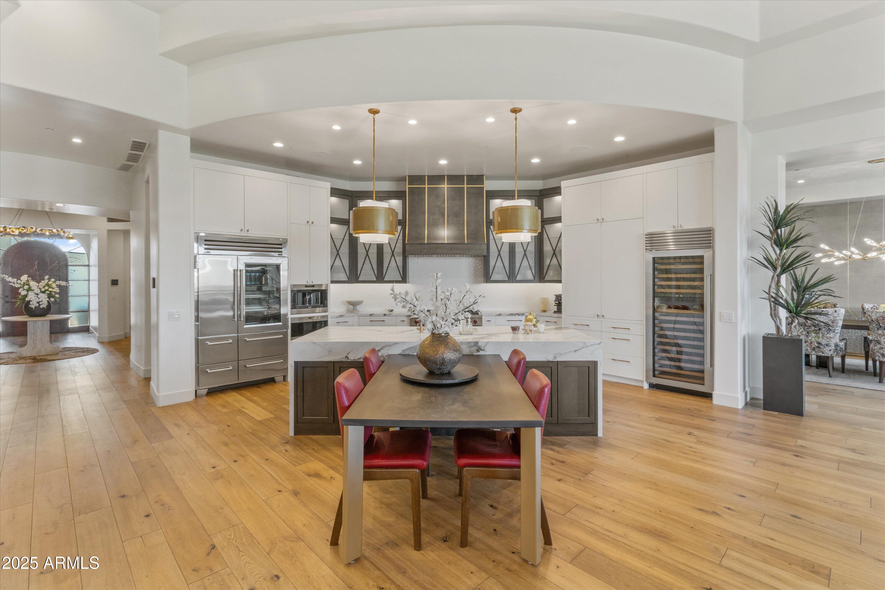 2 BILTMORE Estate 313