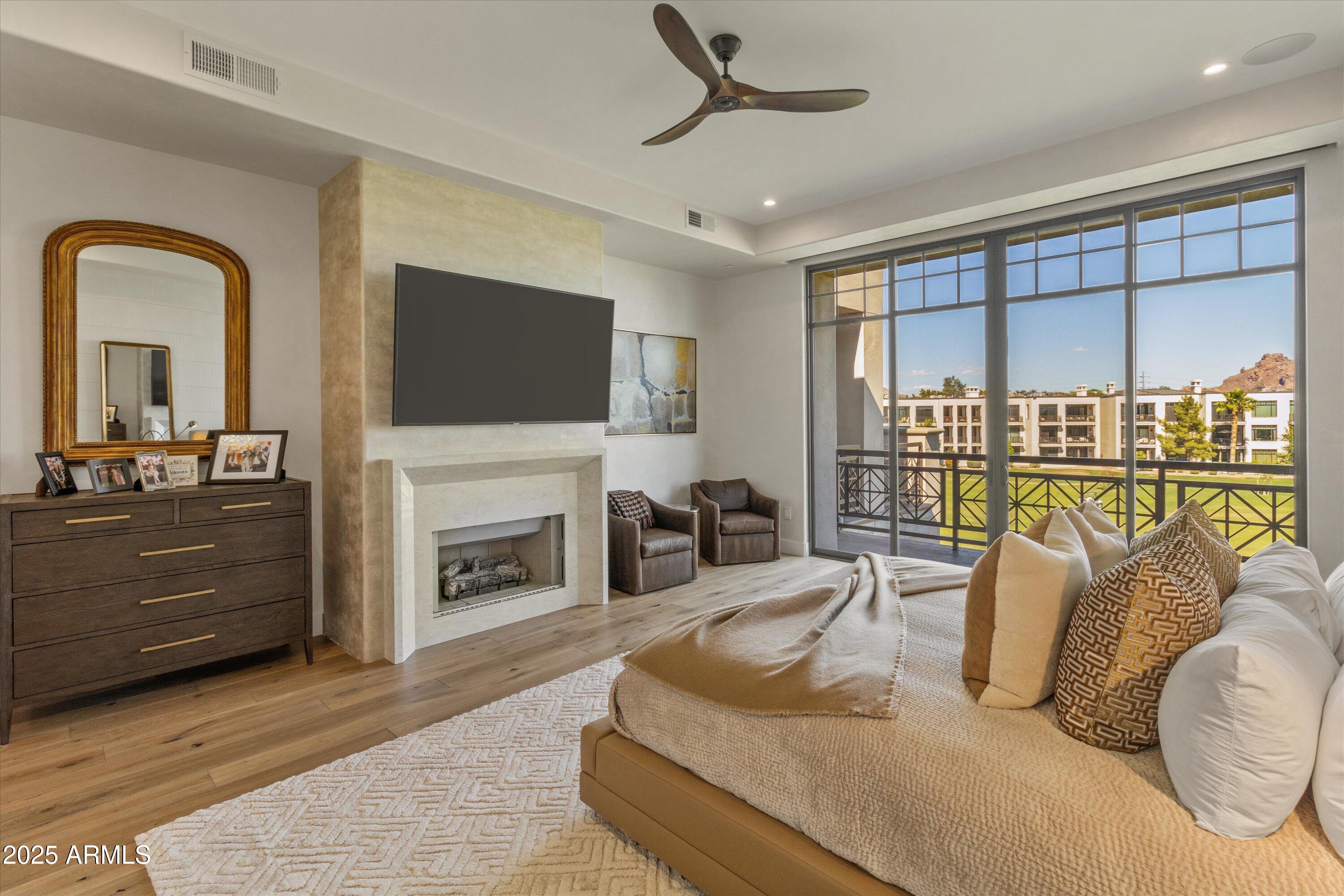 2 BILTMORE Estate 313