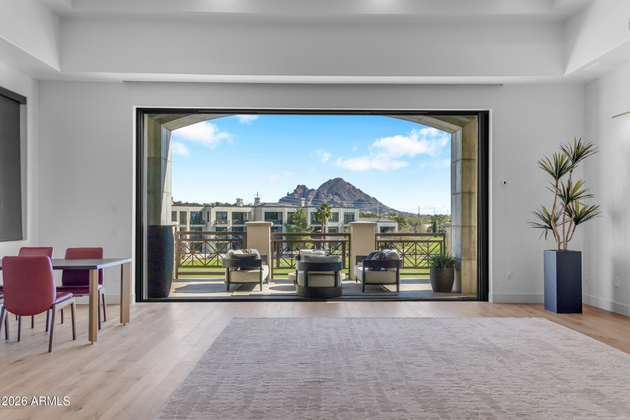 2 BILTMORE Estate 313