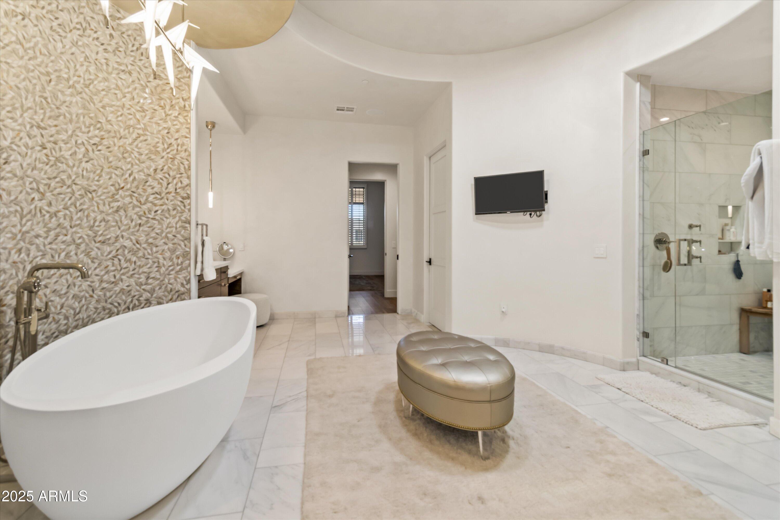 2 BILTMORE Estate 313