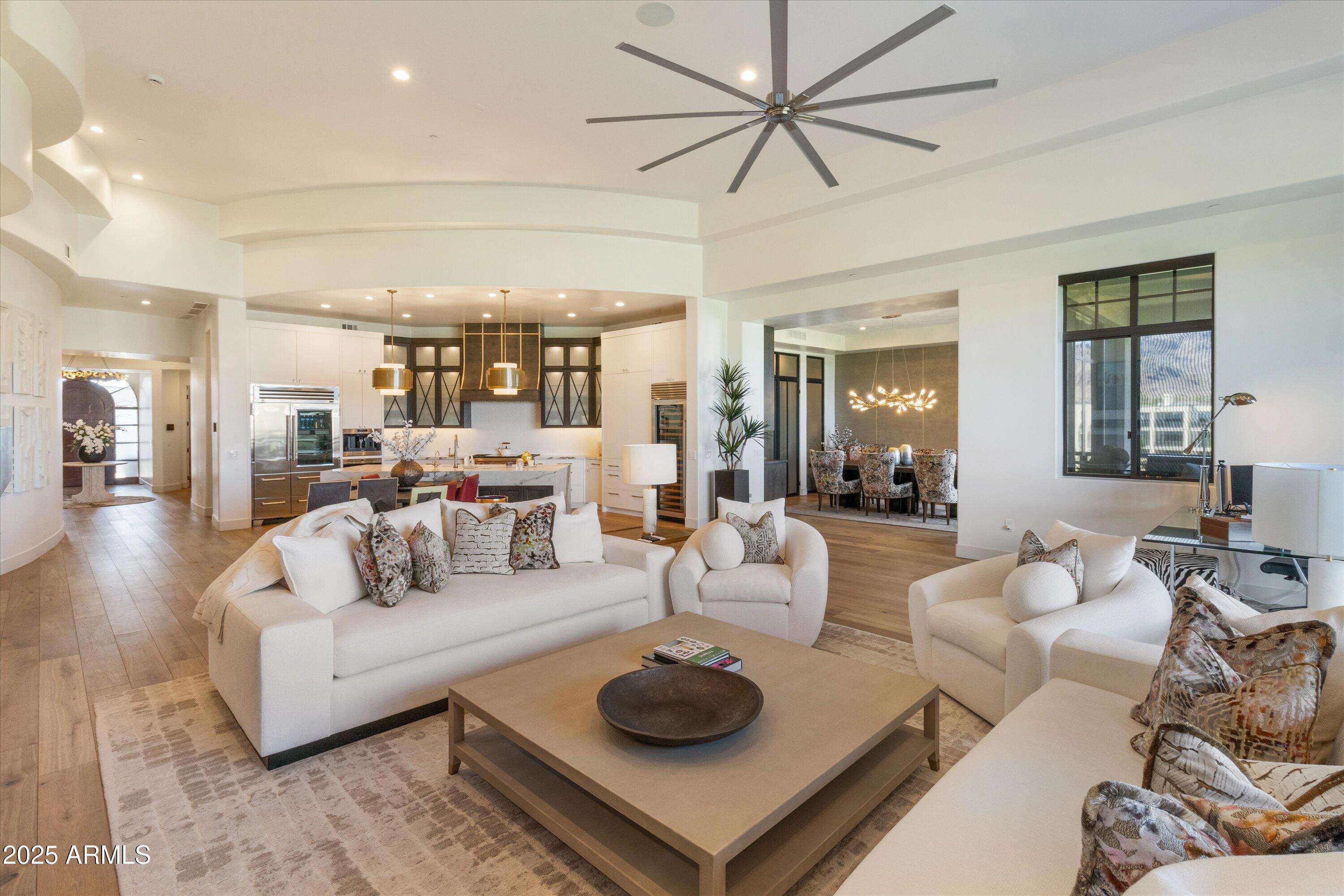 2 BILTMORE Estate 313