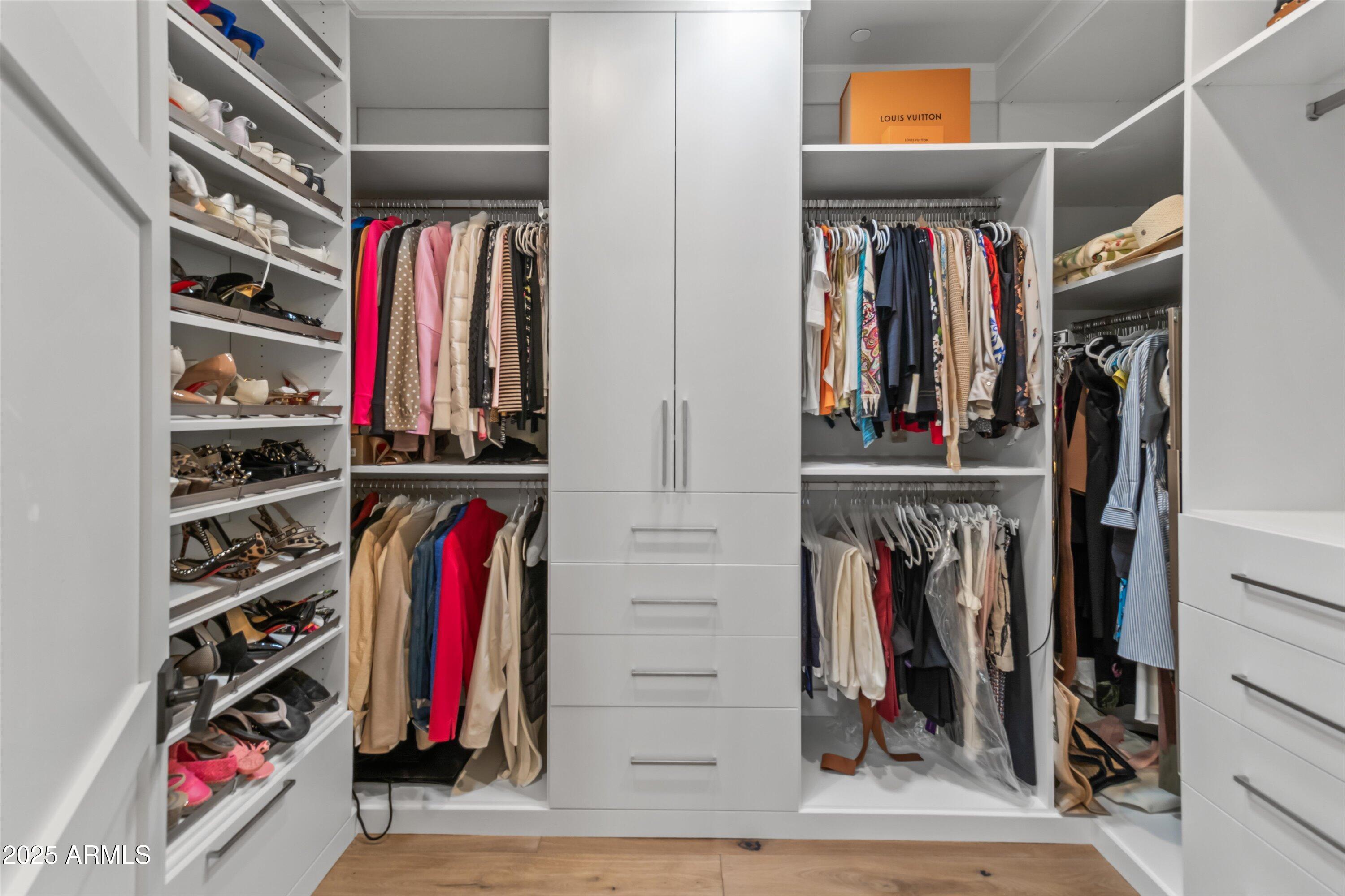 2 BILTMORE Estate 313