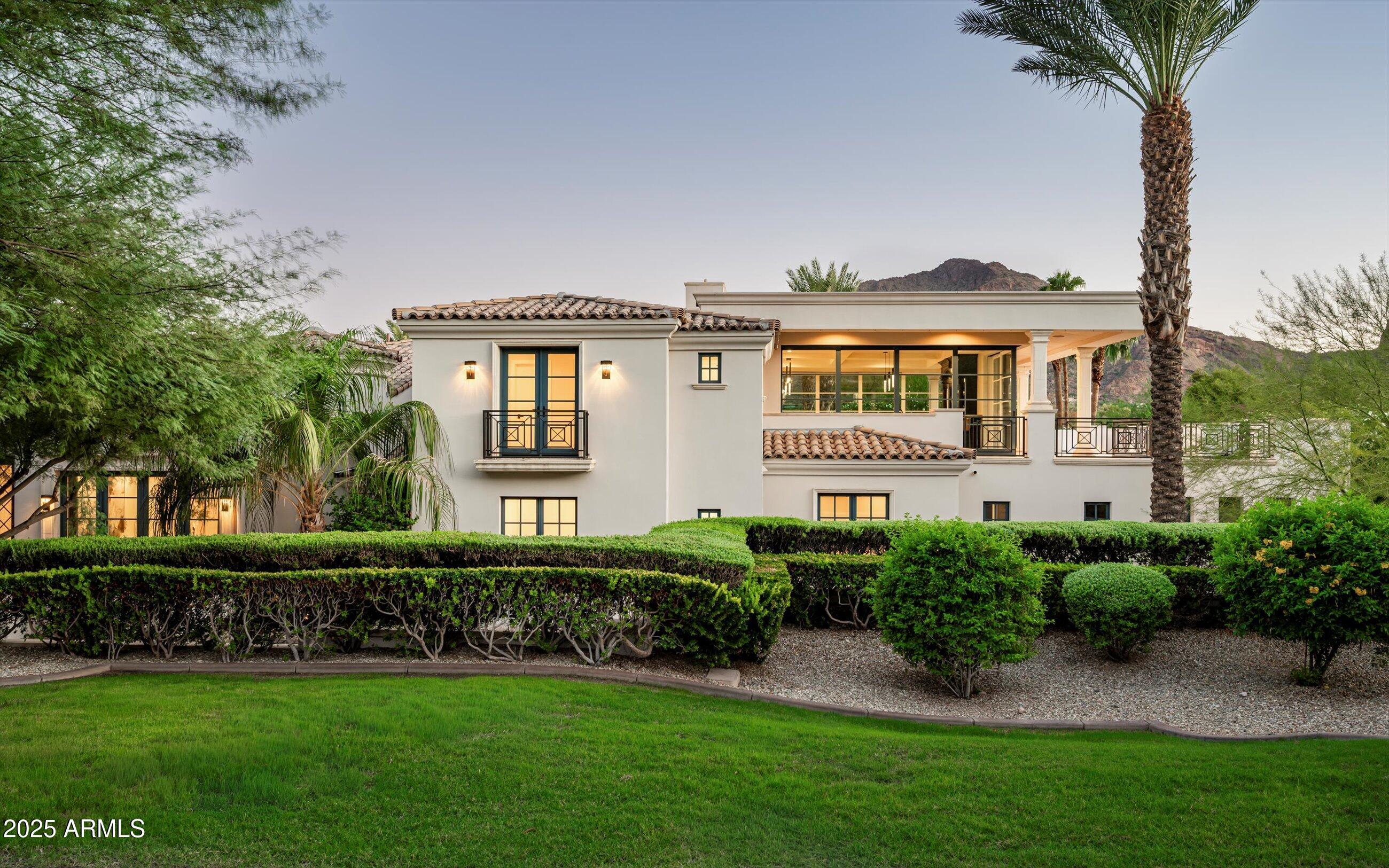 5729 E JOSHUA TREE Lane