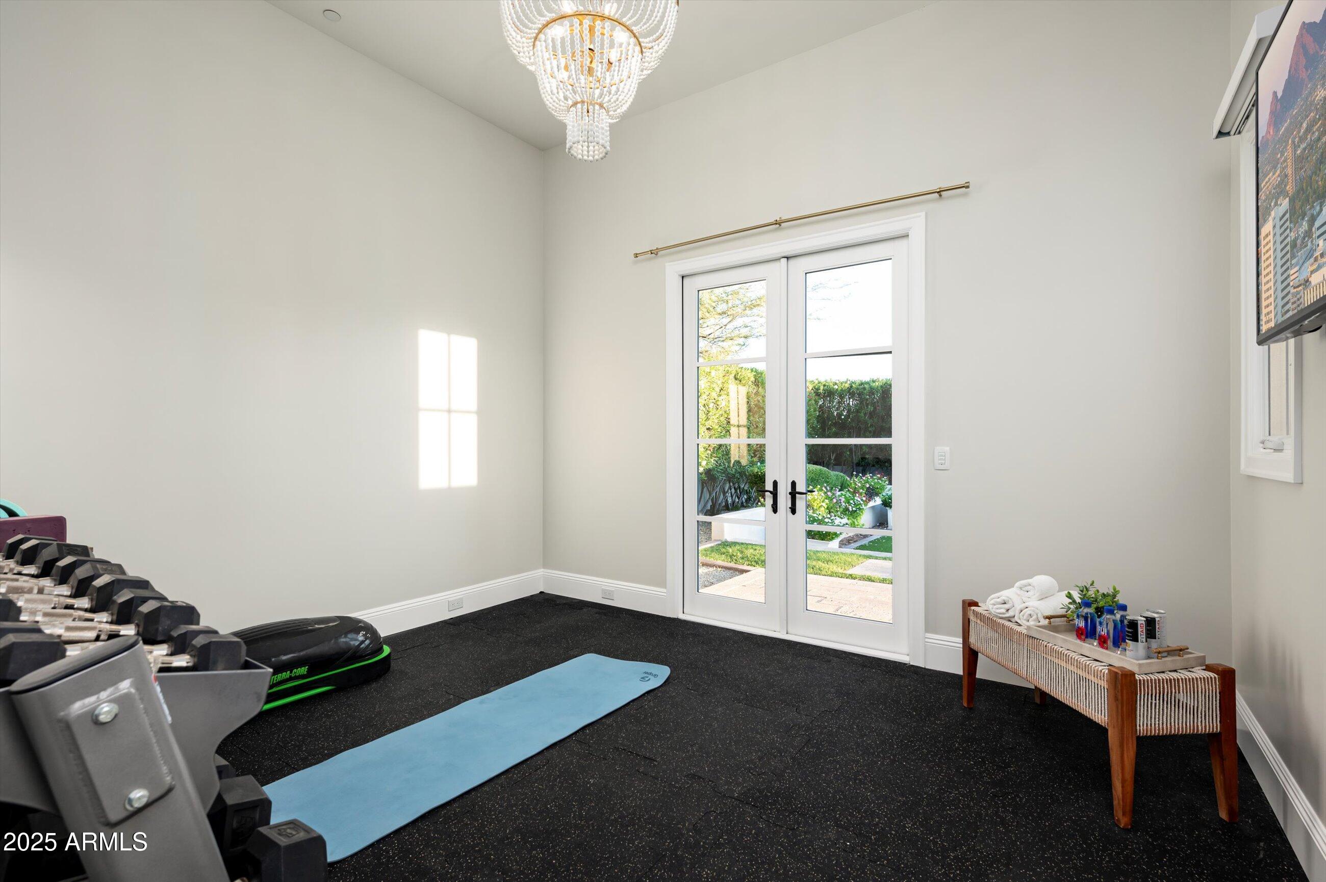 5729 E JOSHUA TREE Lane