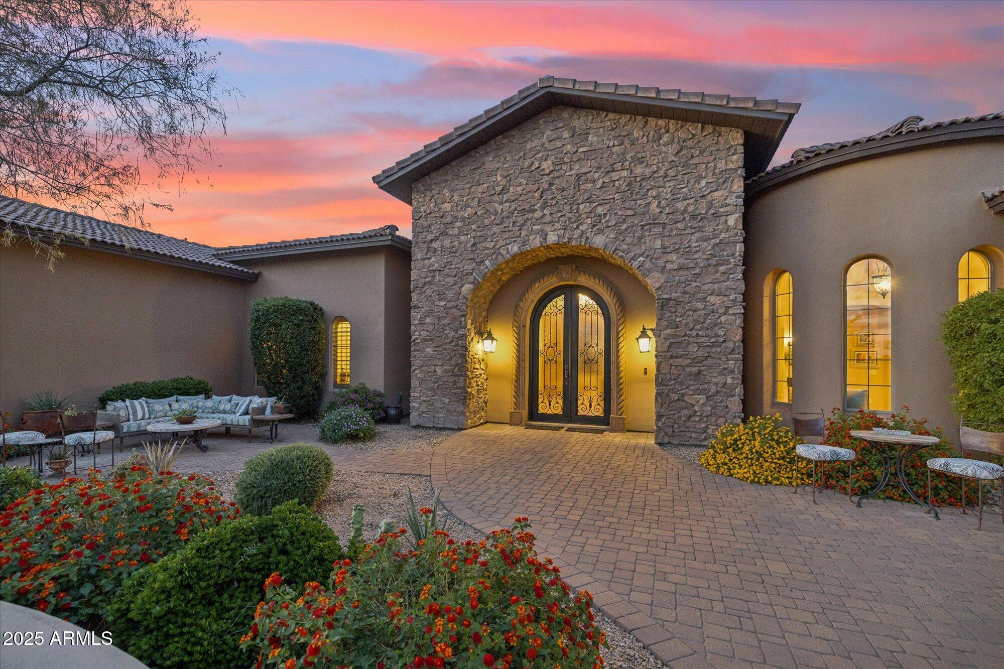 9888 E WINTER SUN Drive 24