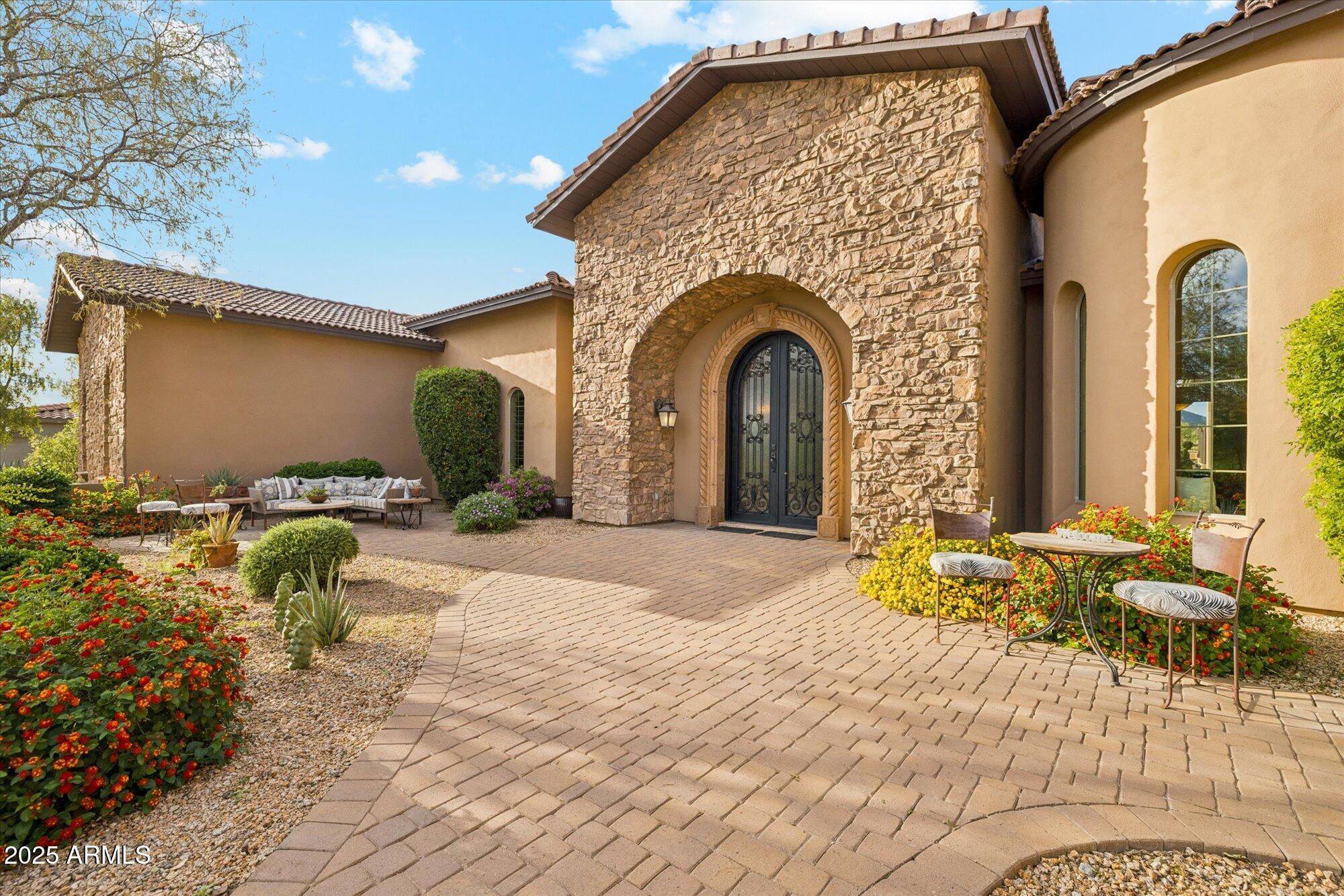 9888 E WINTER SUN Drive 24