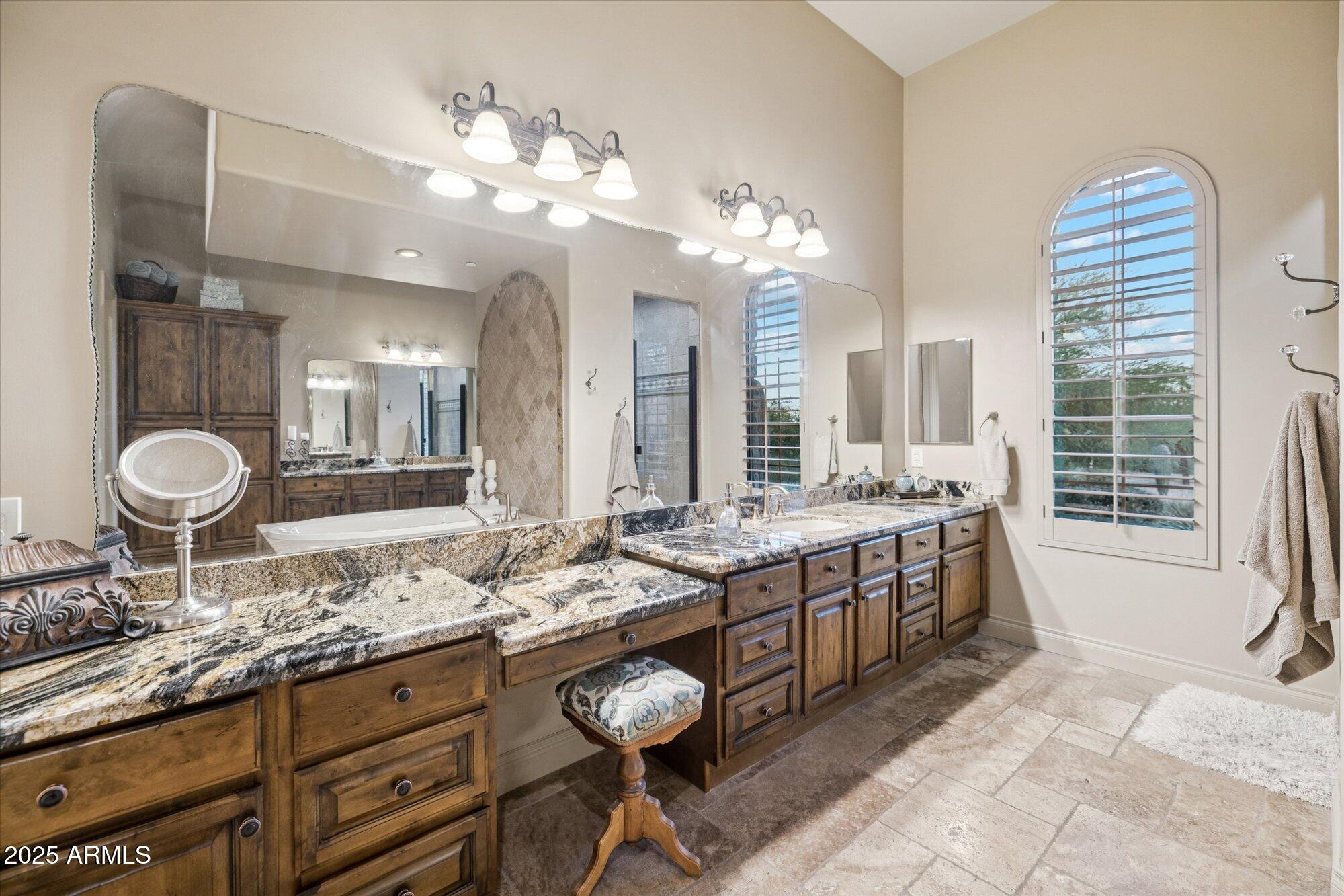 9888 E WINTER SUN Drive 24