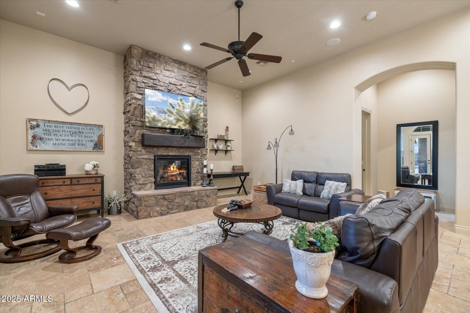 9888 E WINTER SUN Drive 24