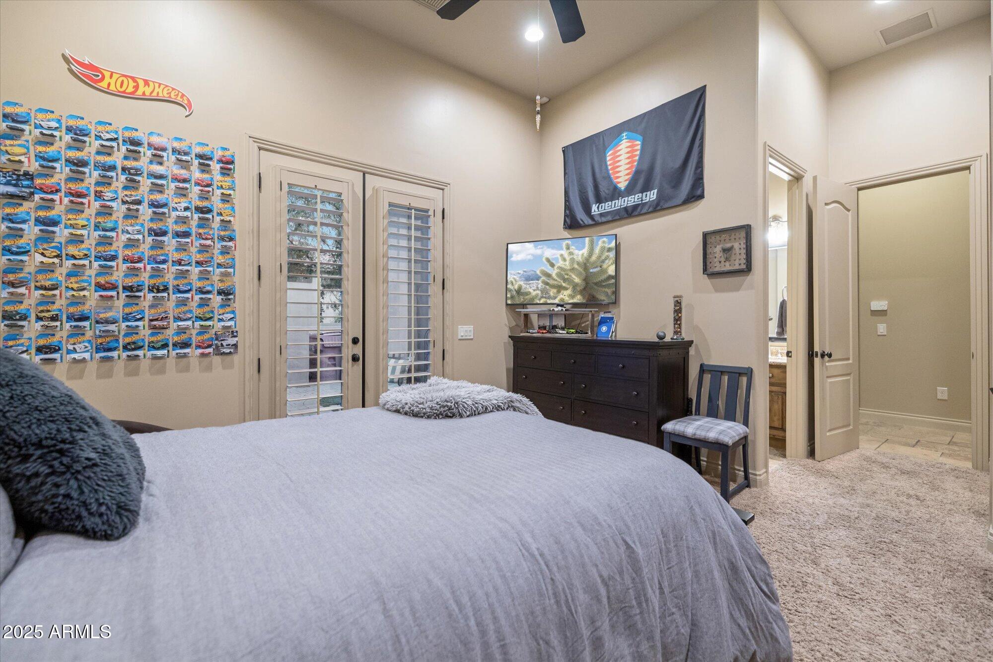 9888 E WINTER SUN Drive 24