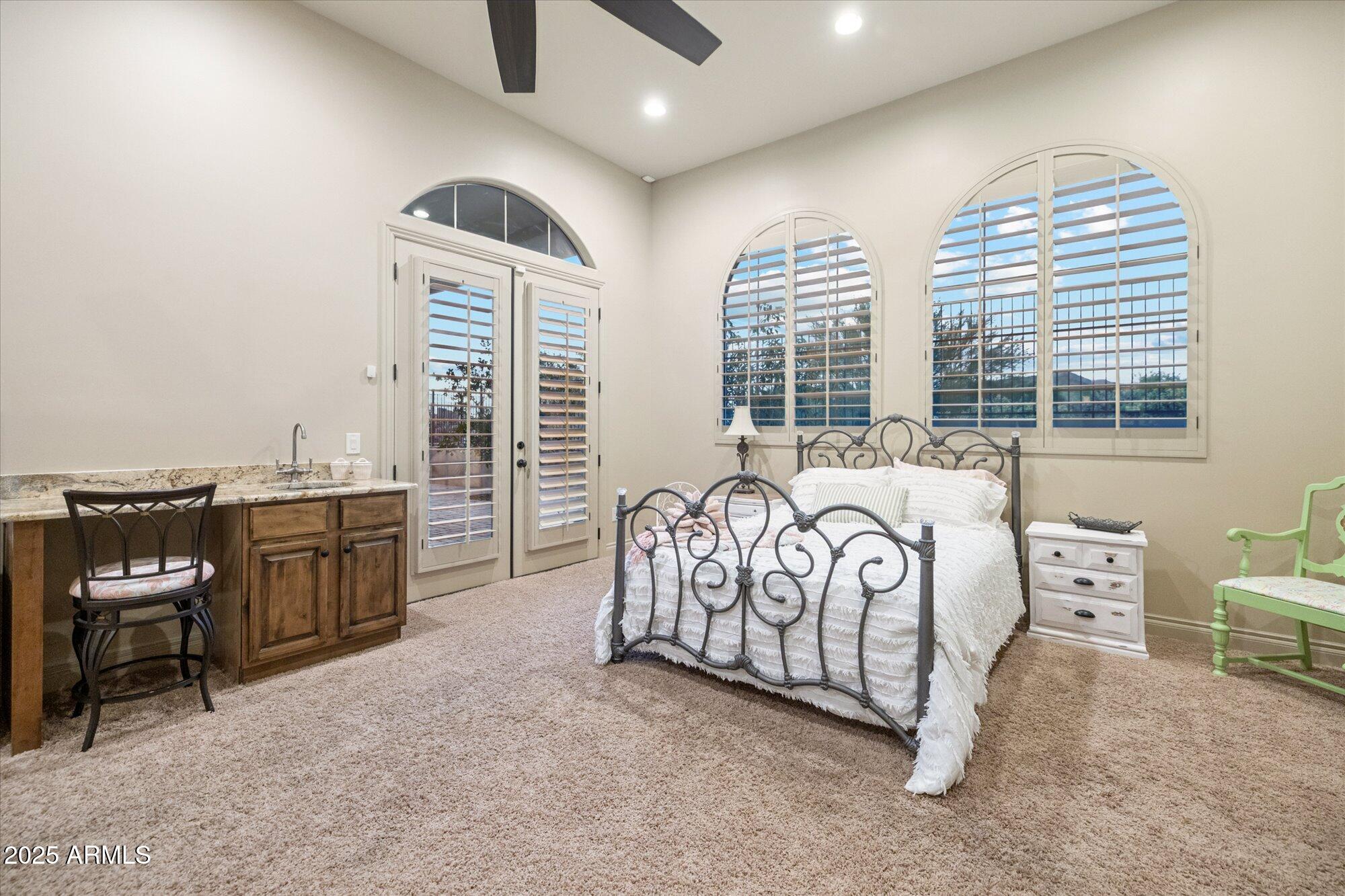 9888 E WINTER SUN Drive 24