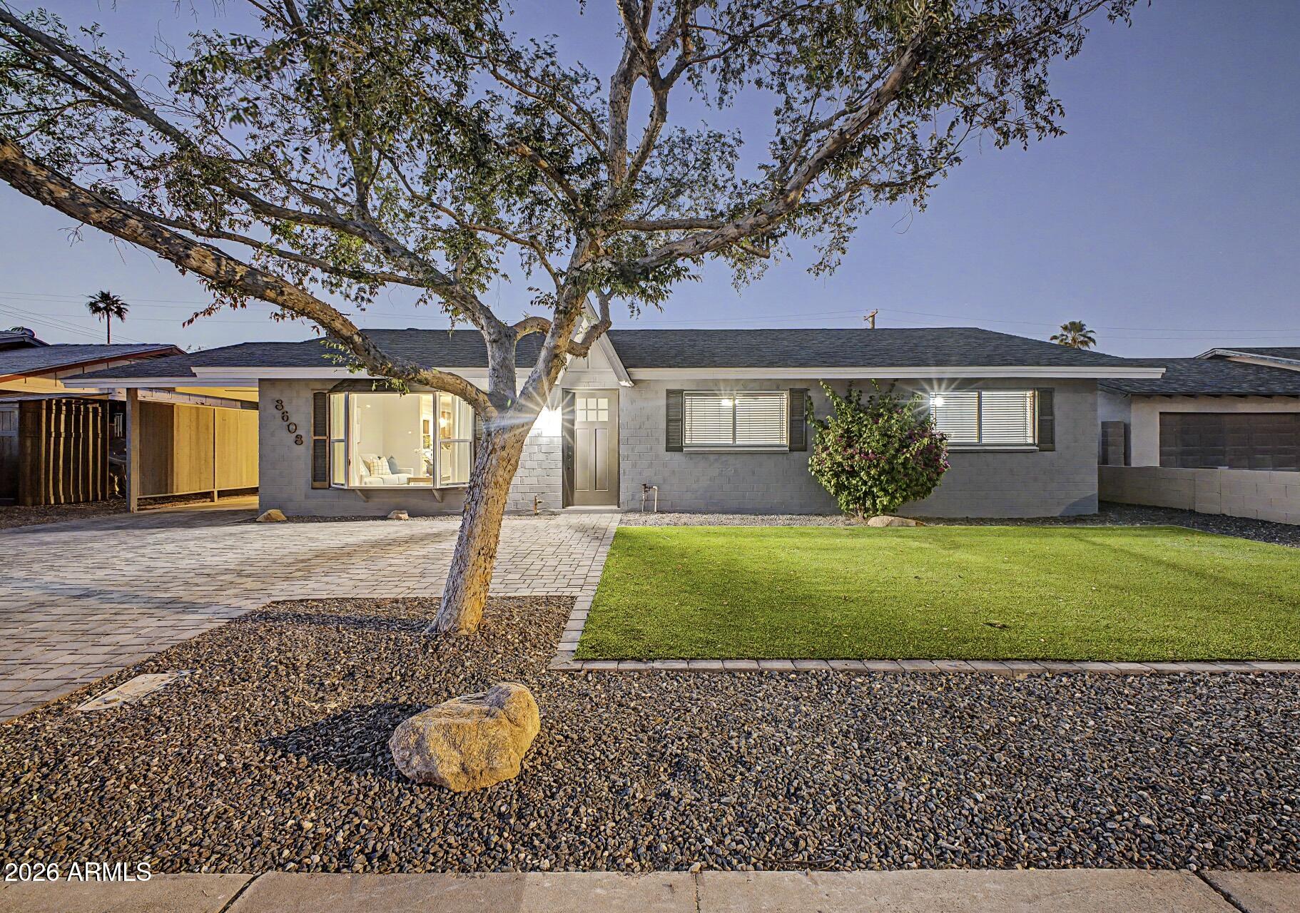 8608 E Vernon Avenue