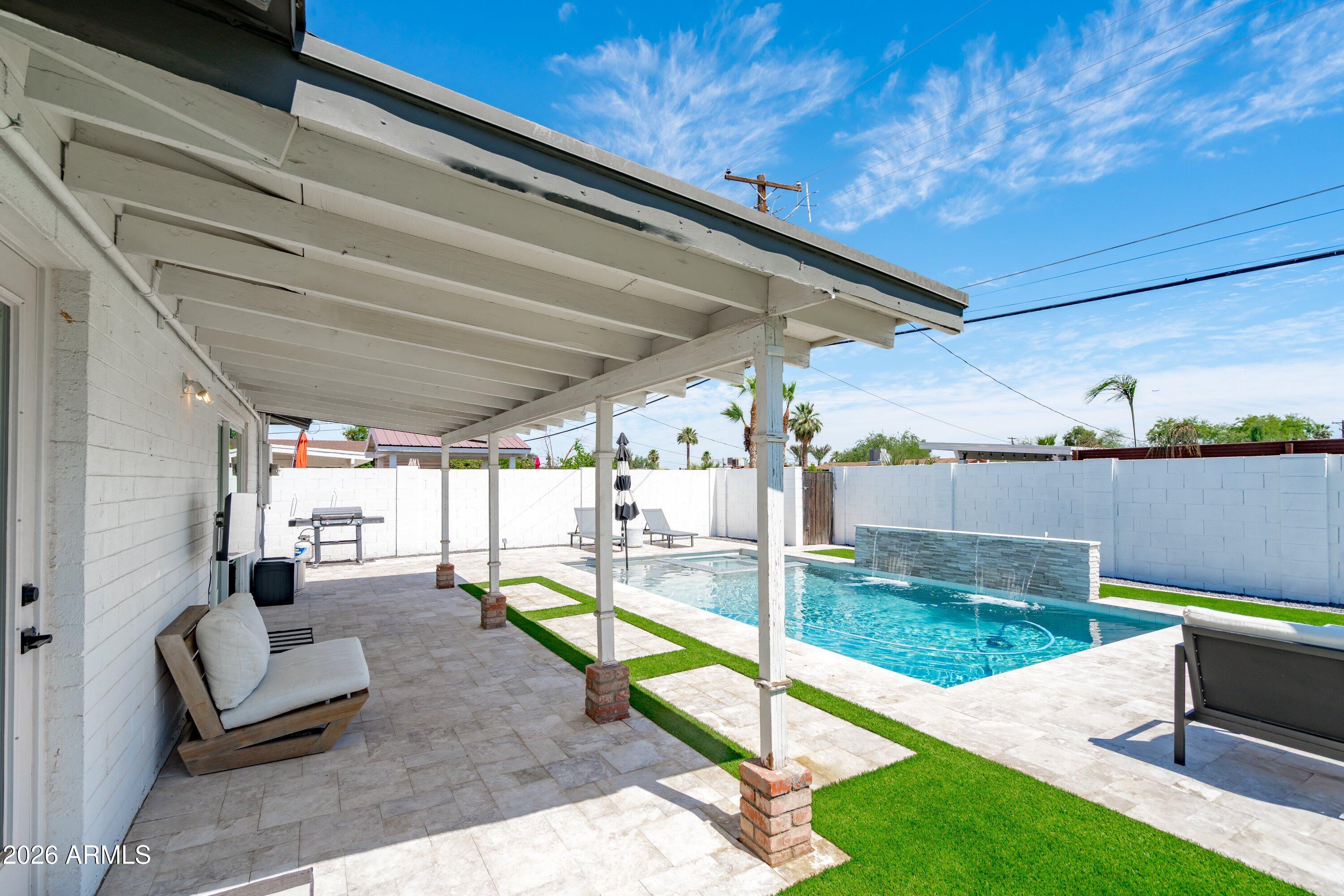 8125 E Palm Lane