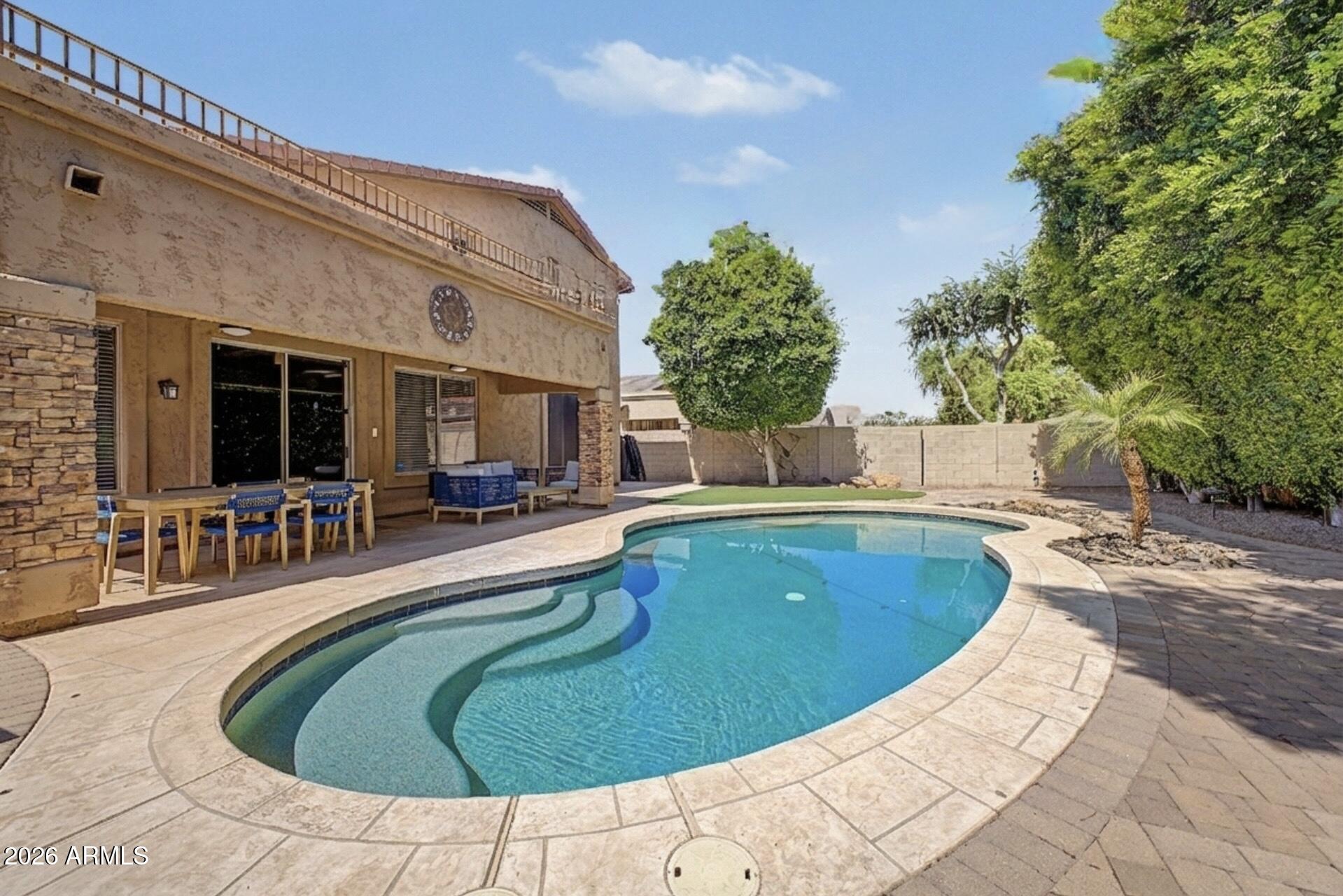 6140 W ORAIBI Drive