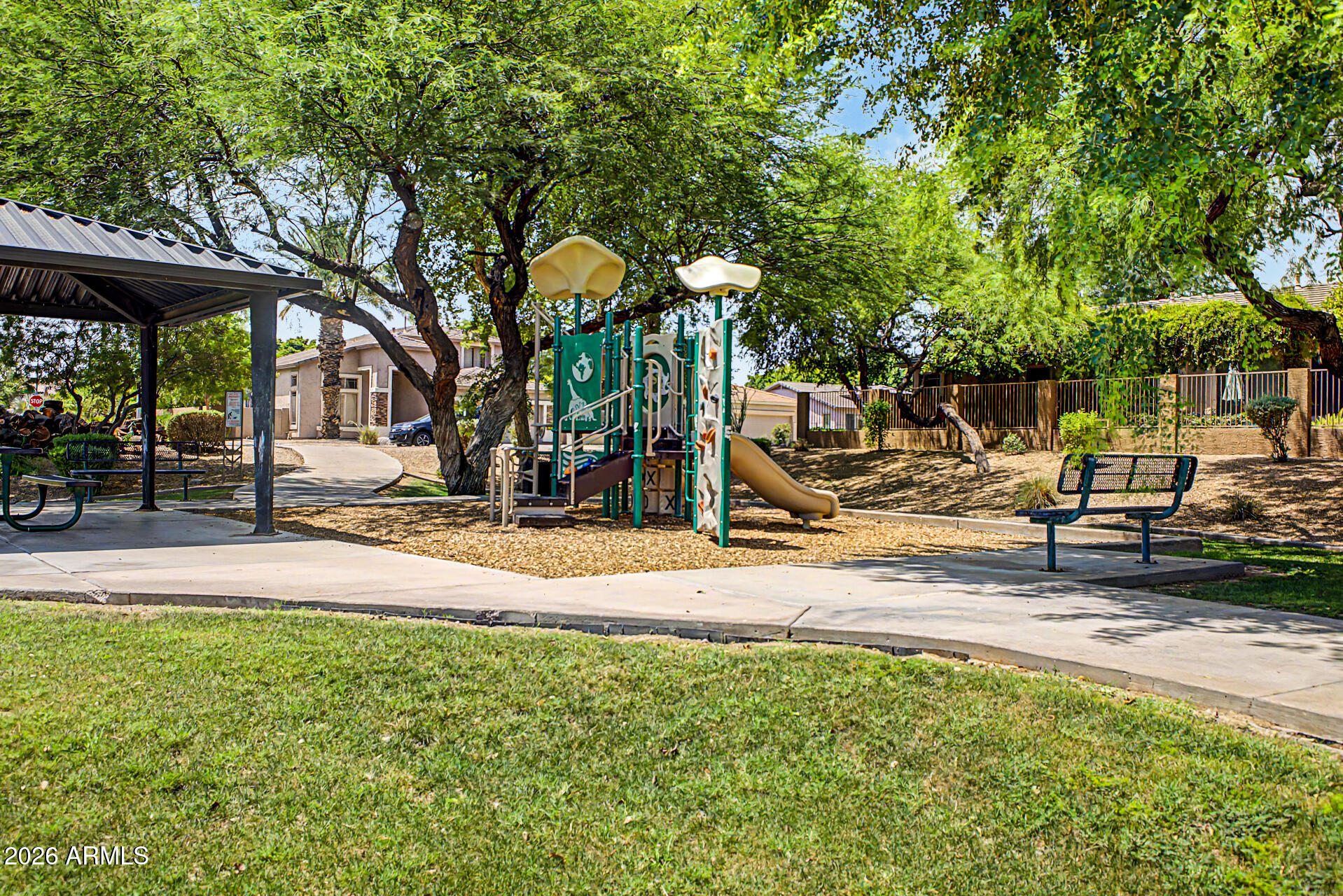 6140 W ORAIBI Drive