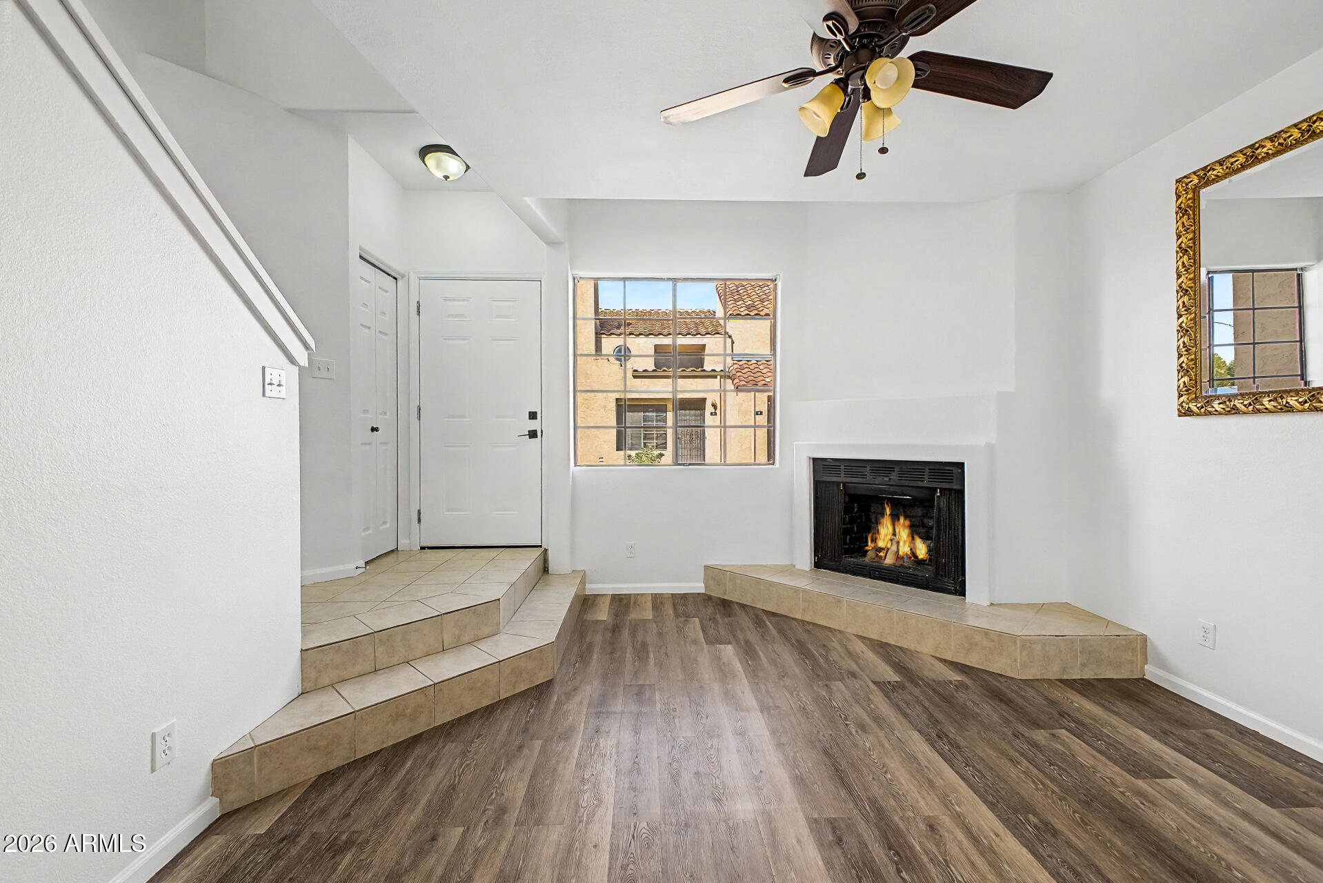 1025 E HIGHLAND Avenue 32