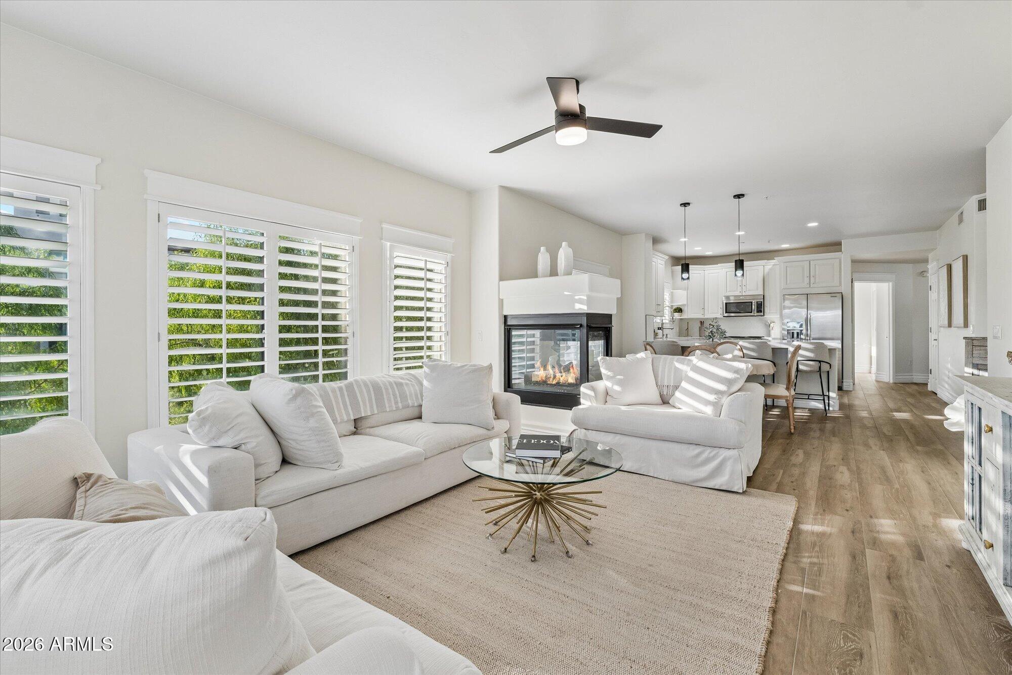 5450 E DEER VALLEY Drive 3009