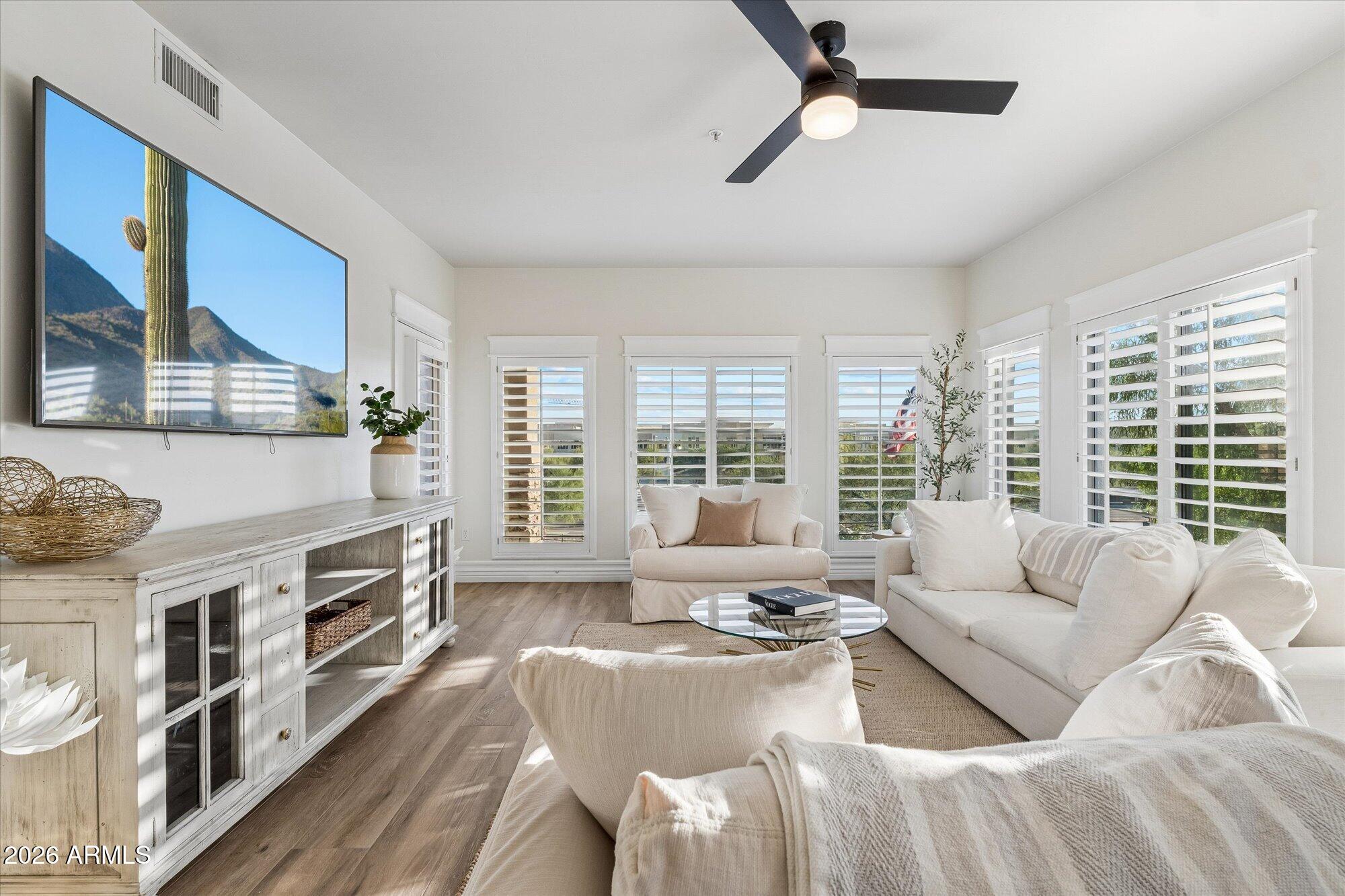 5450 E DEER VALLEY Drive 3009