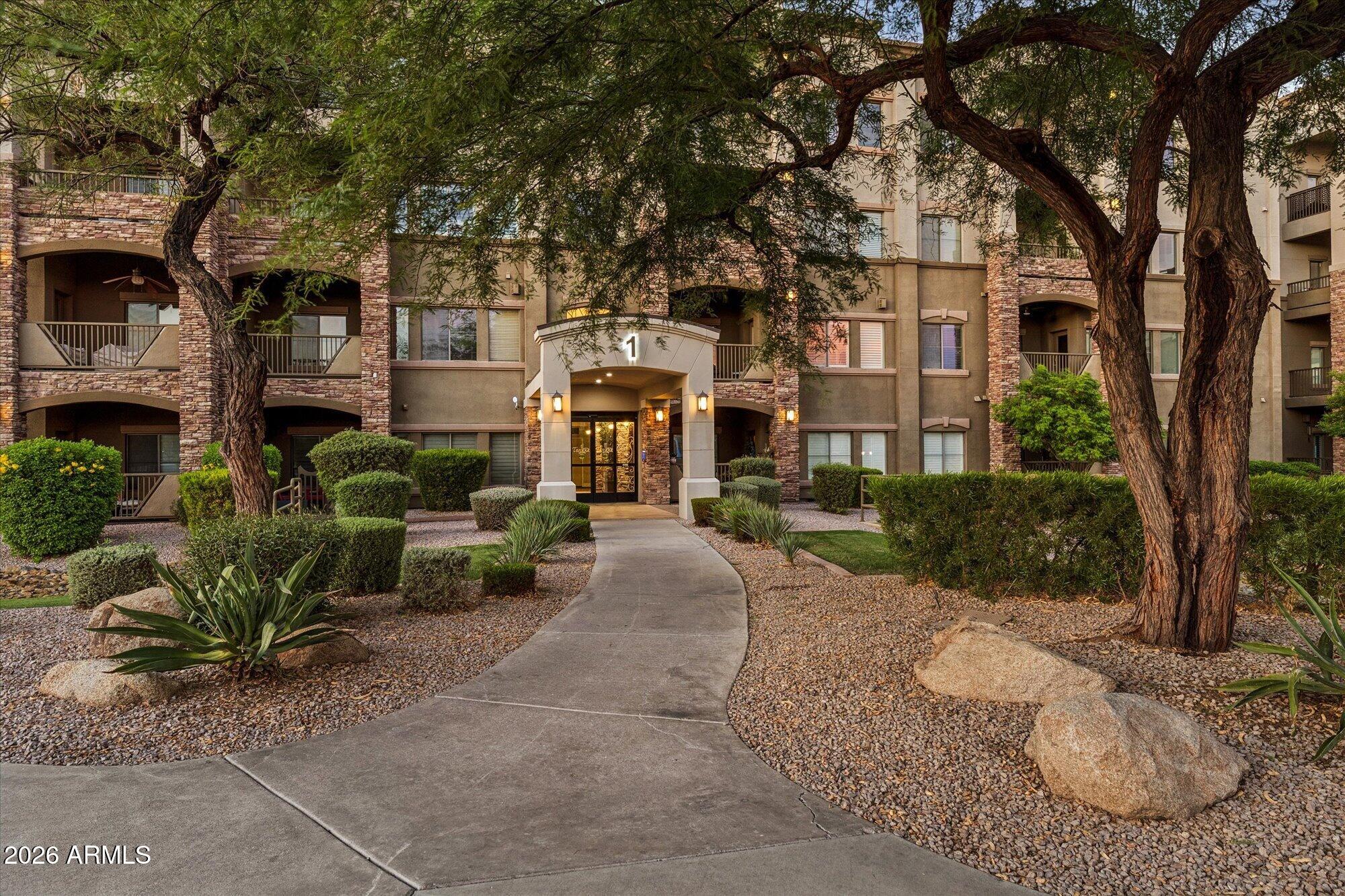 5450 E DEER VALLEY Drive 3009