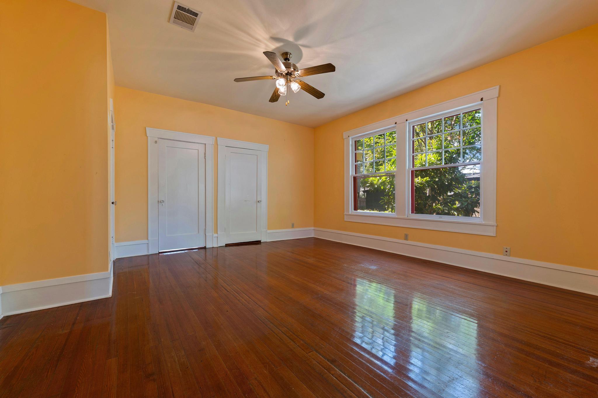 39 Chalmers Ave