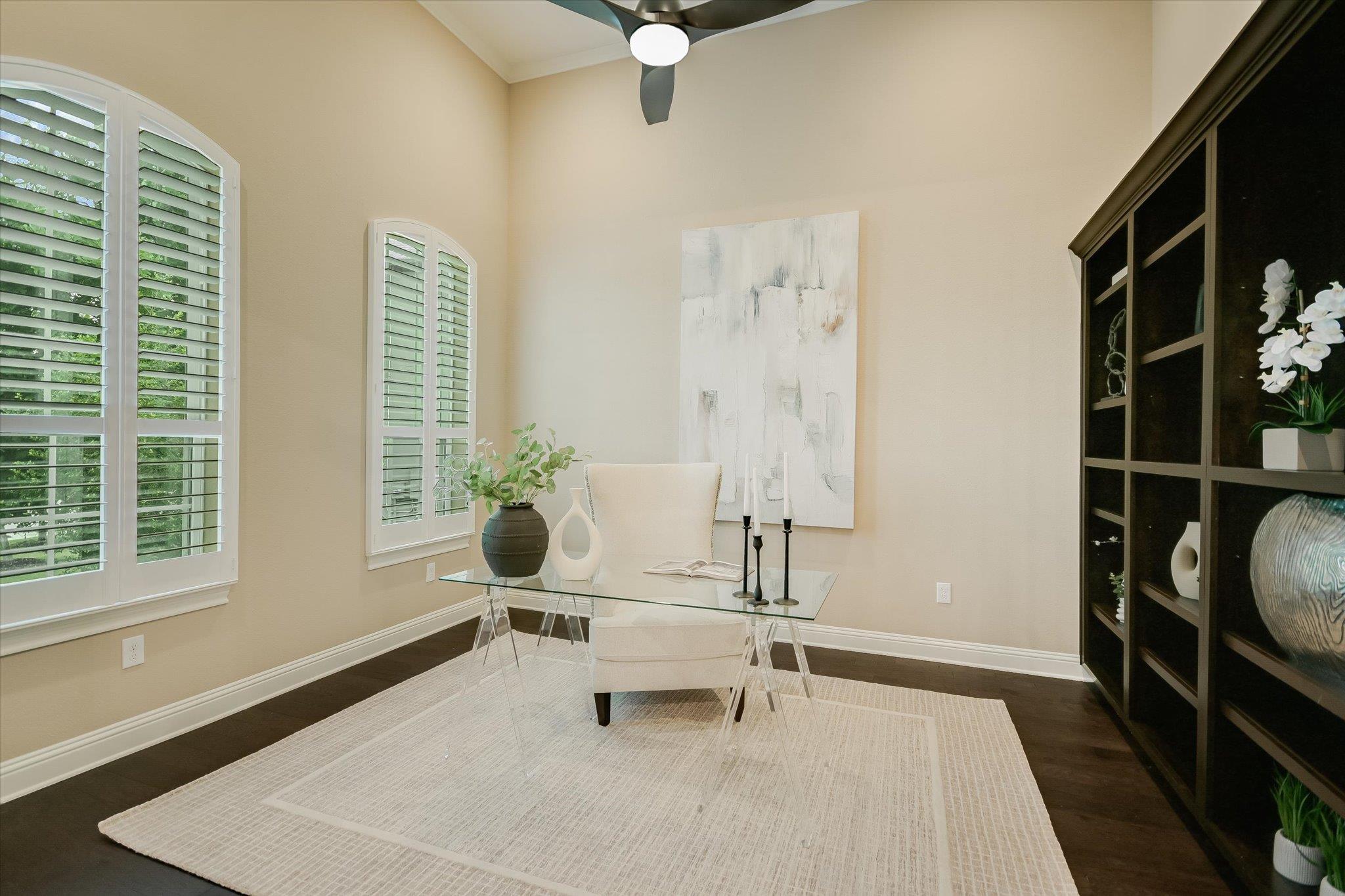 2421 Parisio CT