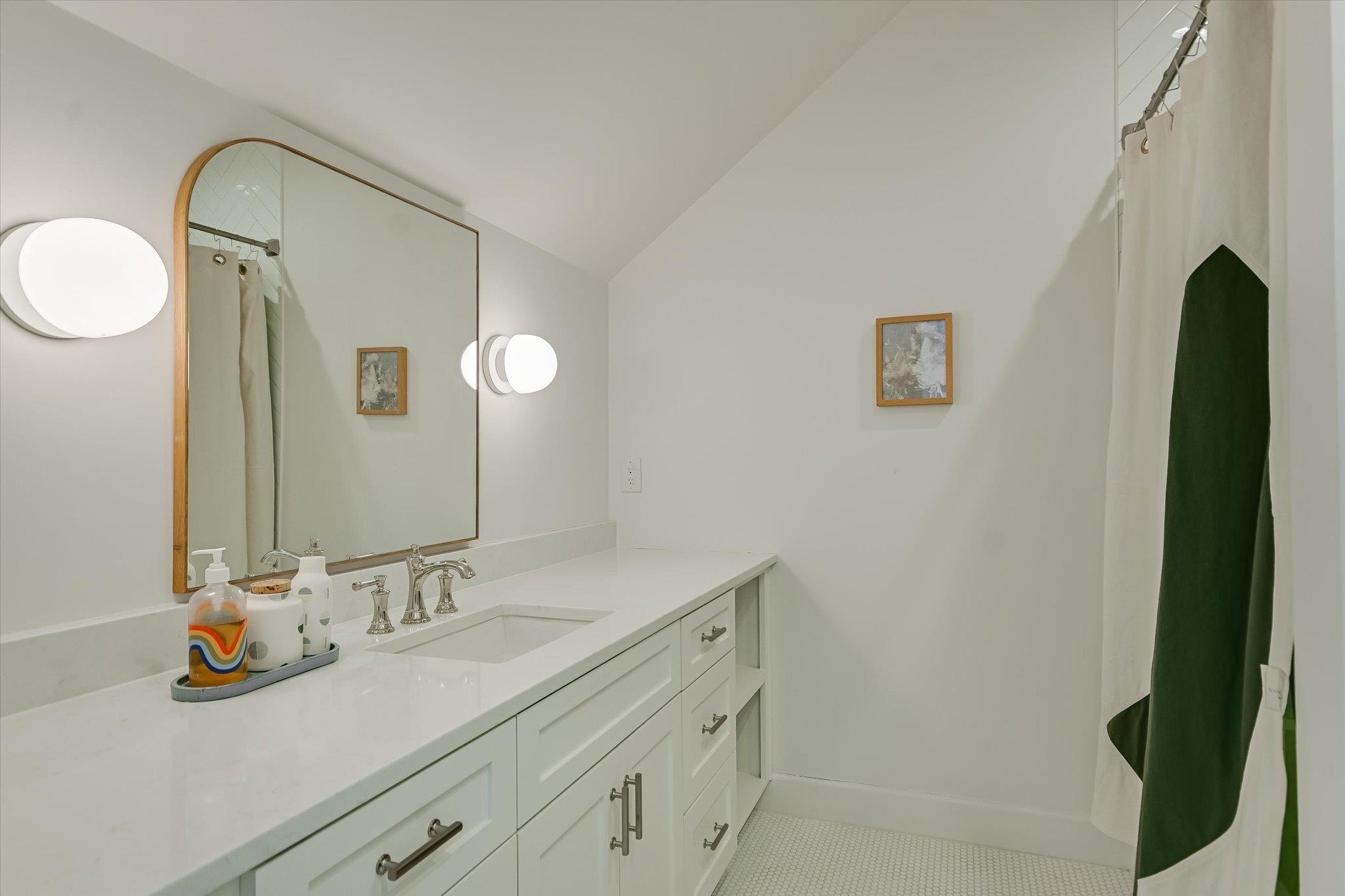 5101 Cuesta Verde RD