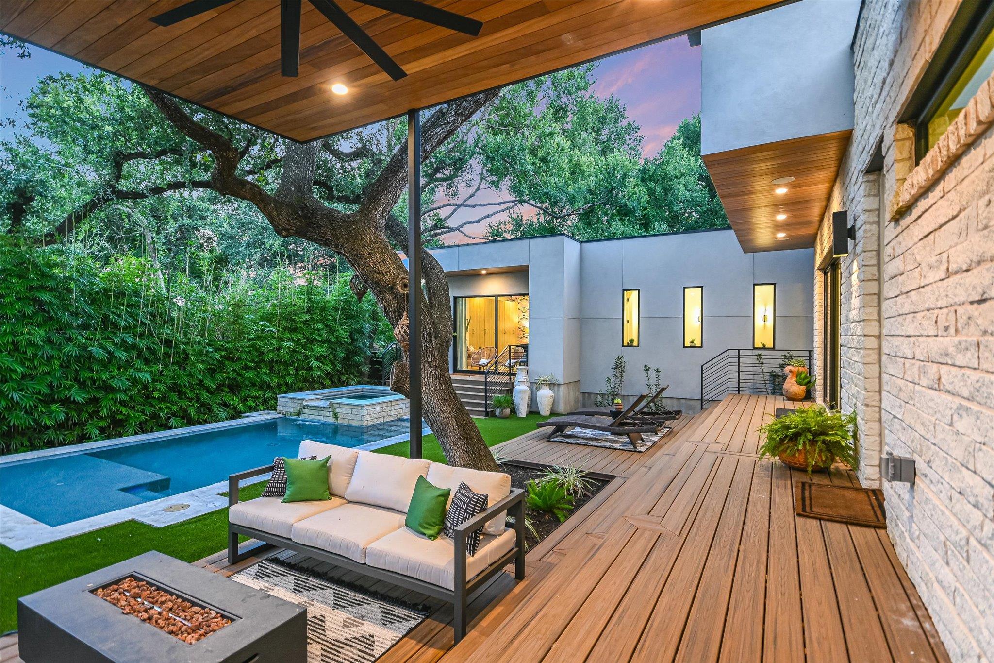 403 Ridgewood