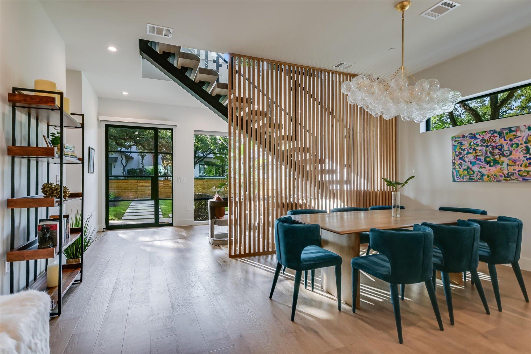 403 Ridgewood