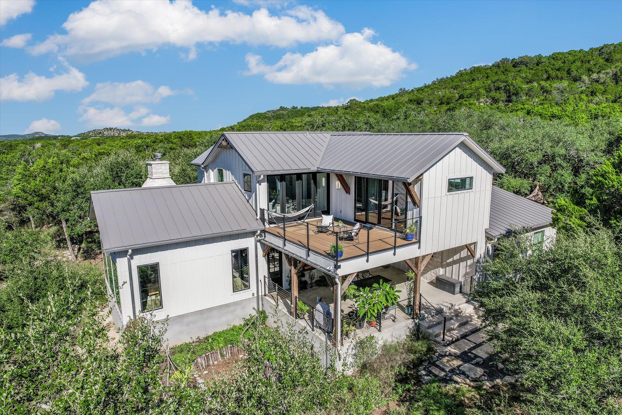 540 Casey LN