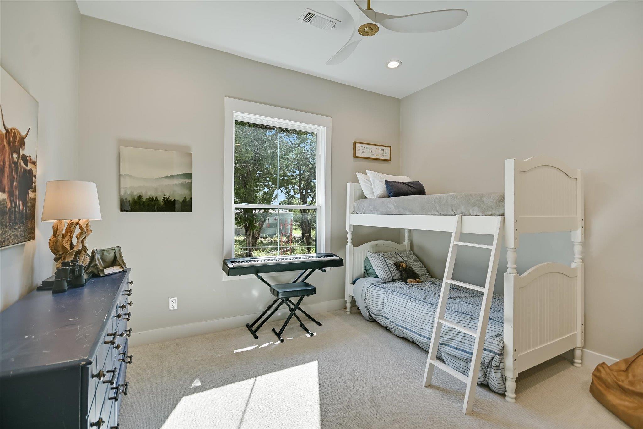 540 Casey LN