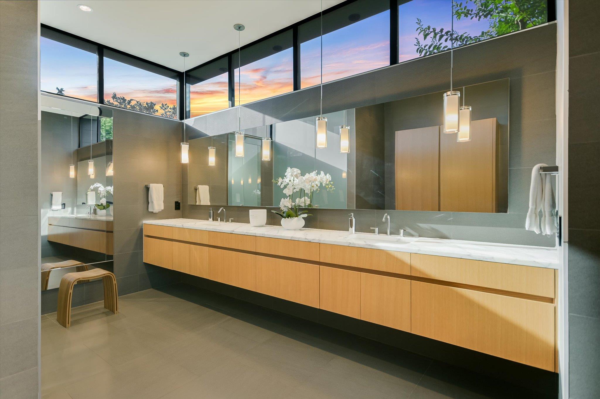 901 Terrace Mountain DR