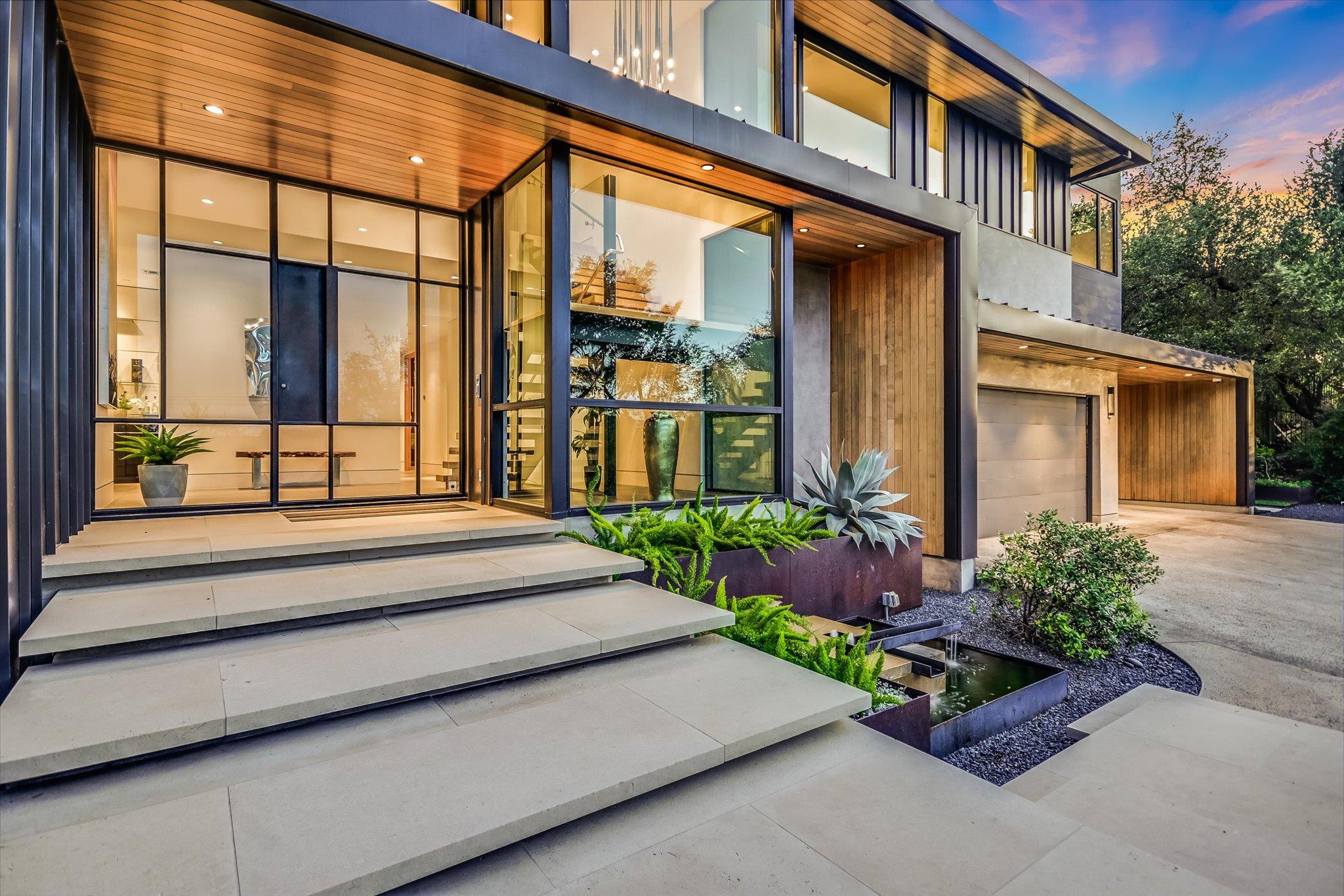 901 Terrace Mountain DR