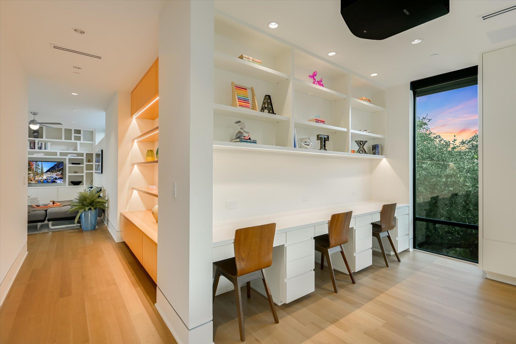 901 Terrace Mountain DR