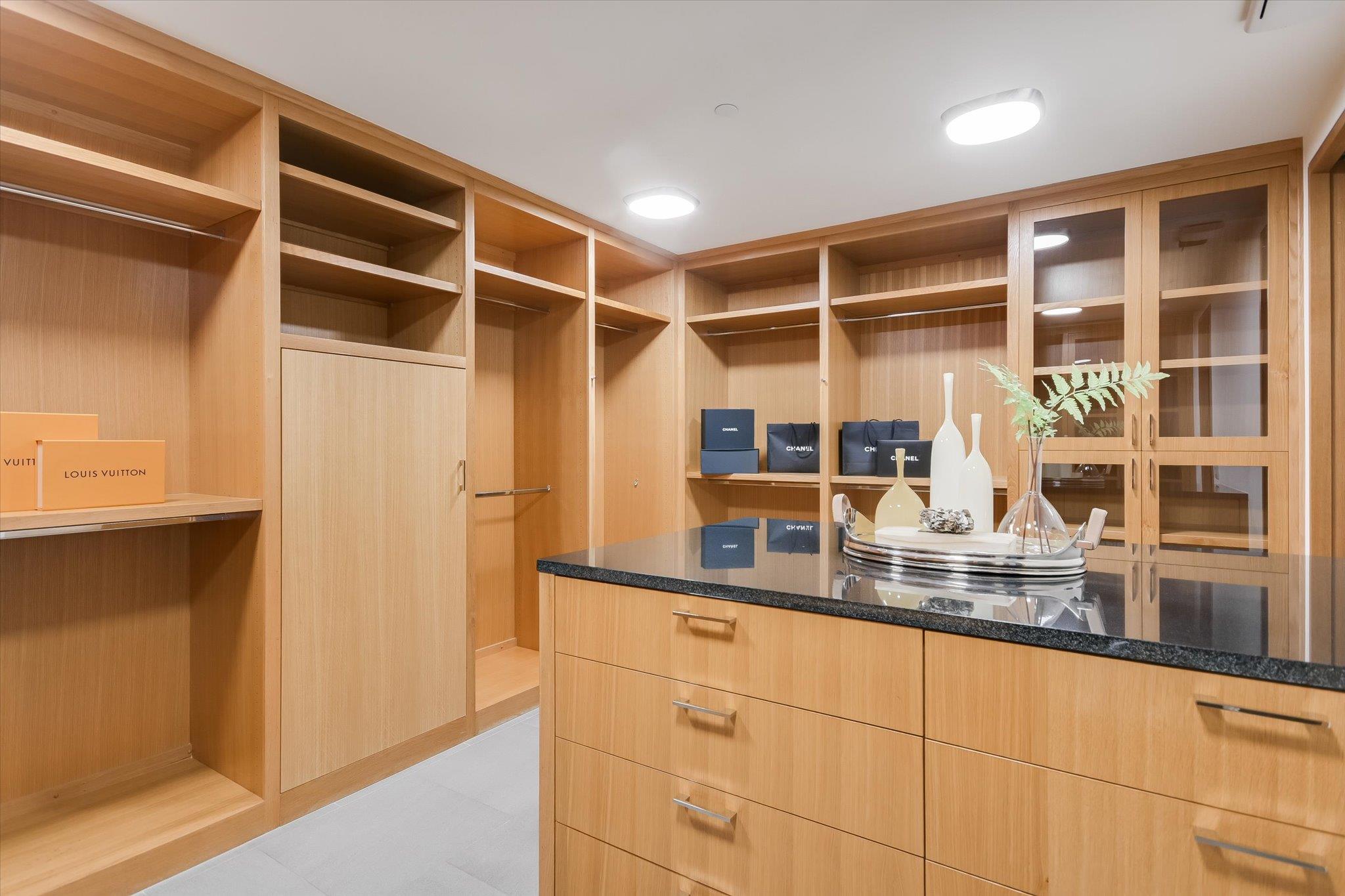 901 Terrace Mountain DR