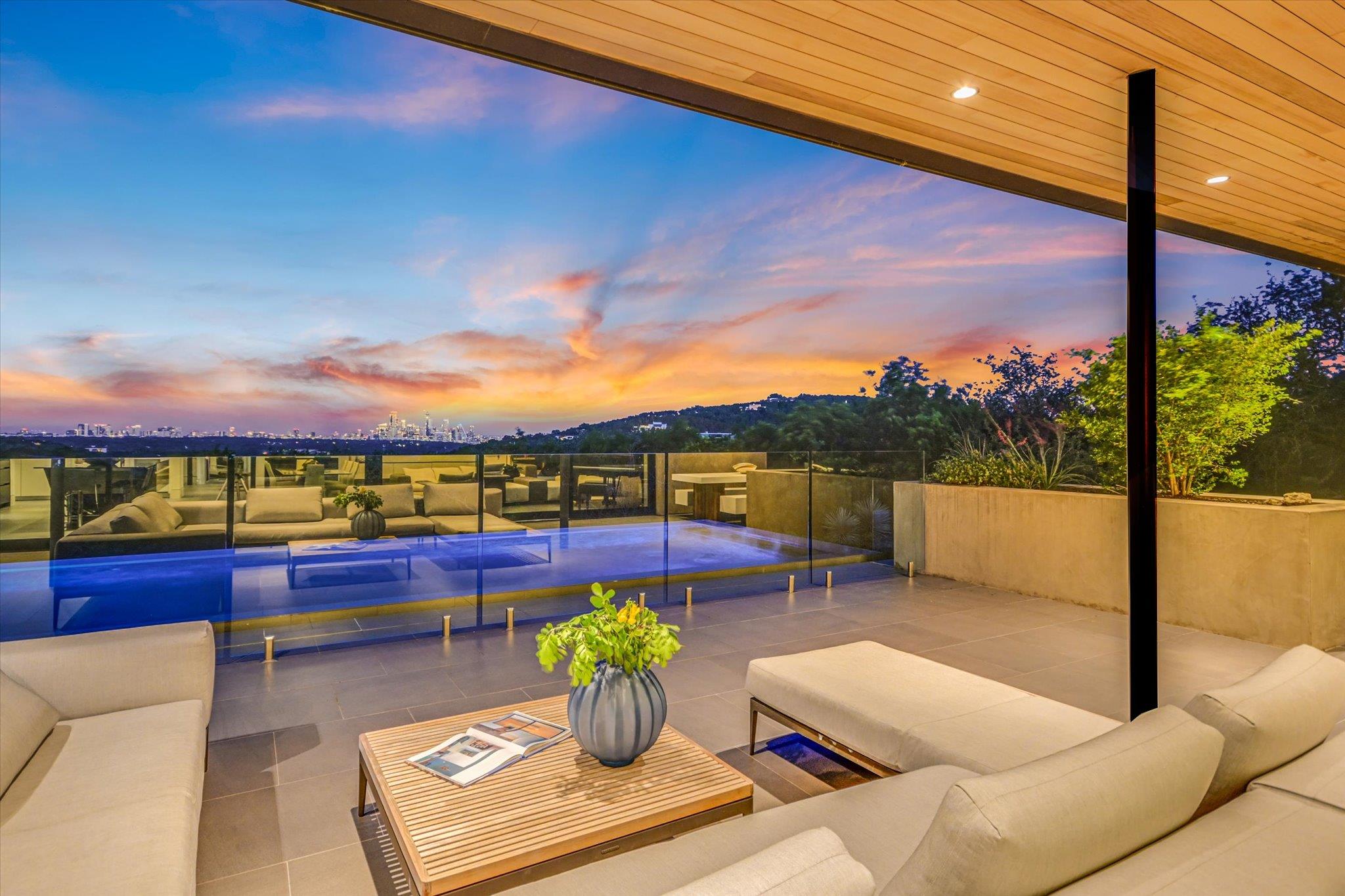 901 Terrace Mountain DR