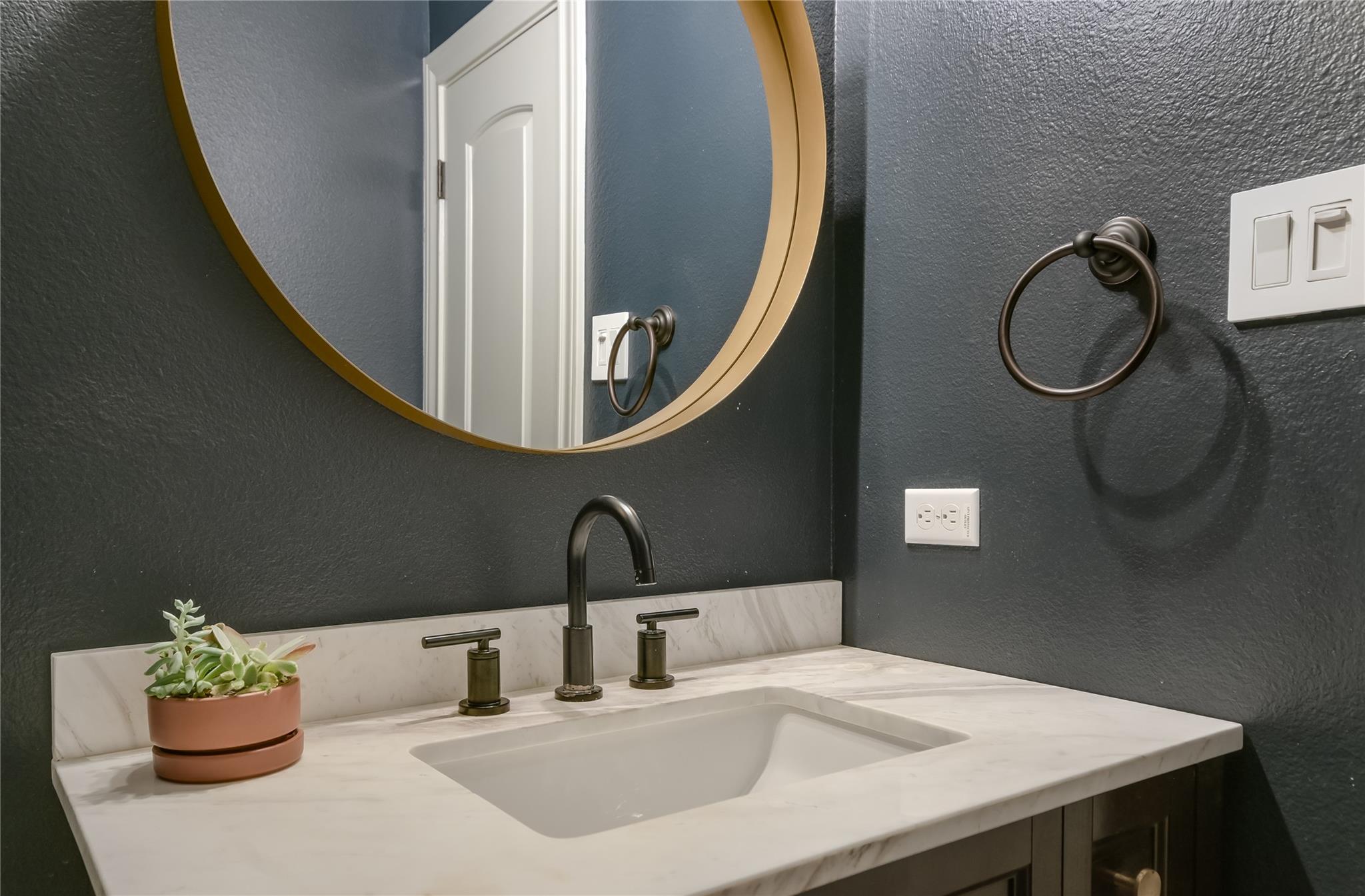 11316 Woodland Hills TRL