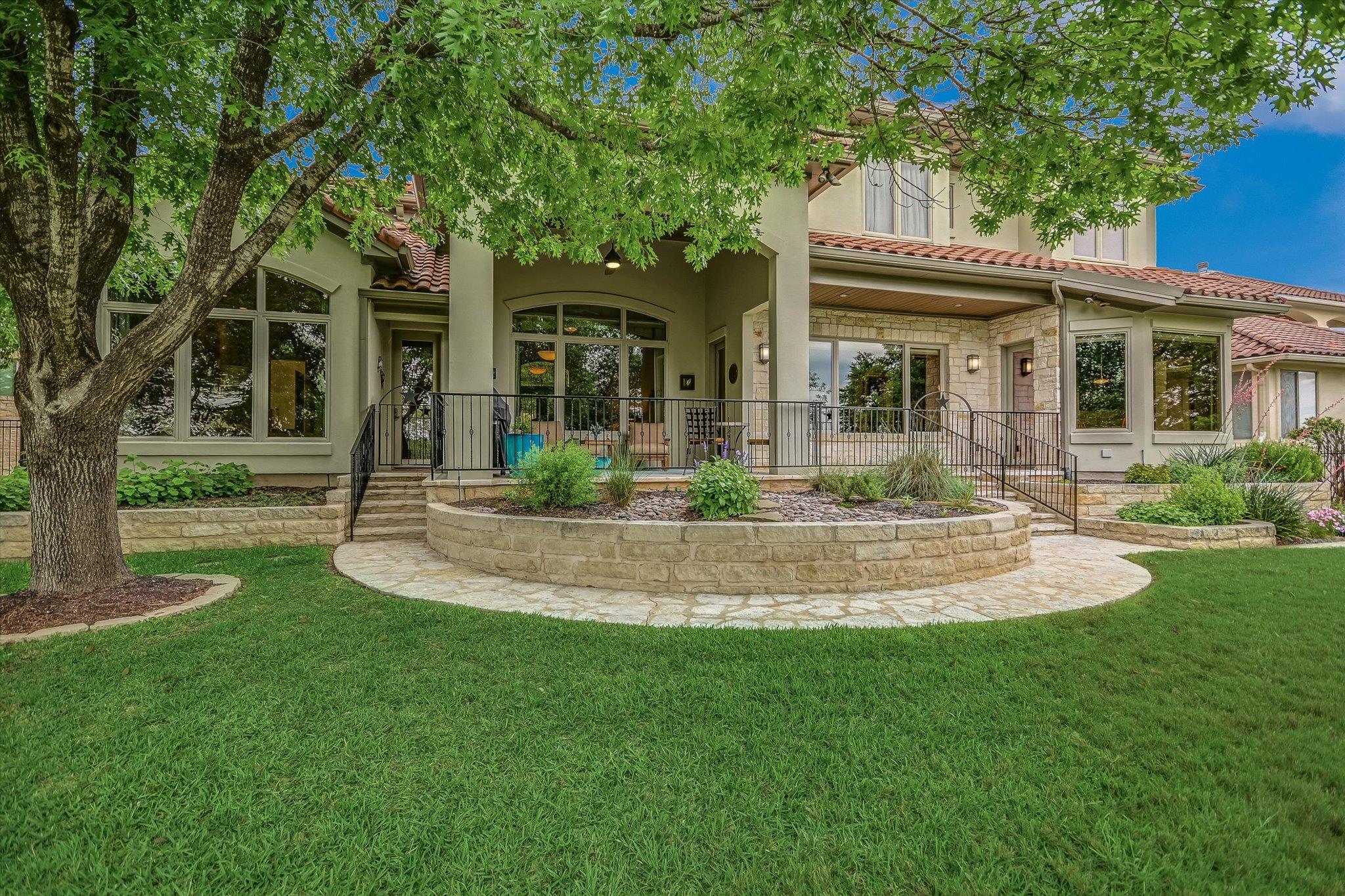 3504 Josh LN