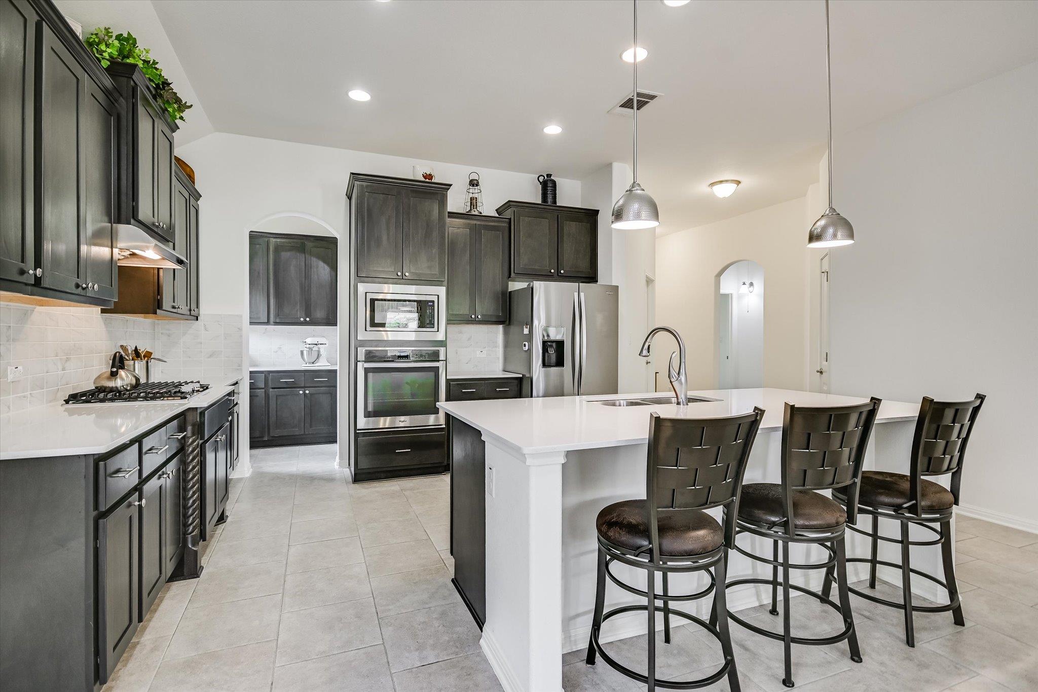 5013 Pearl Crescent LN