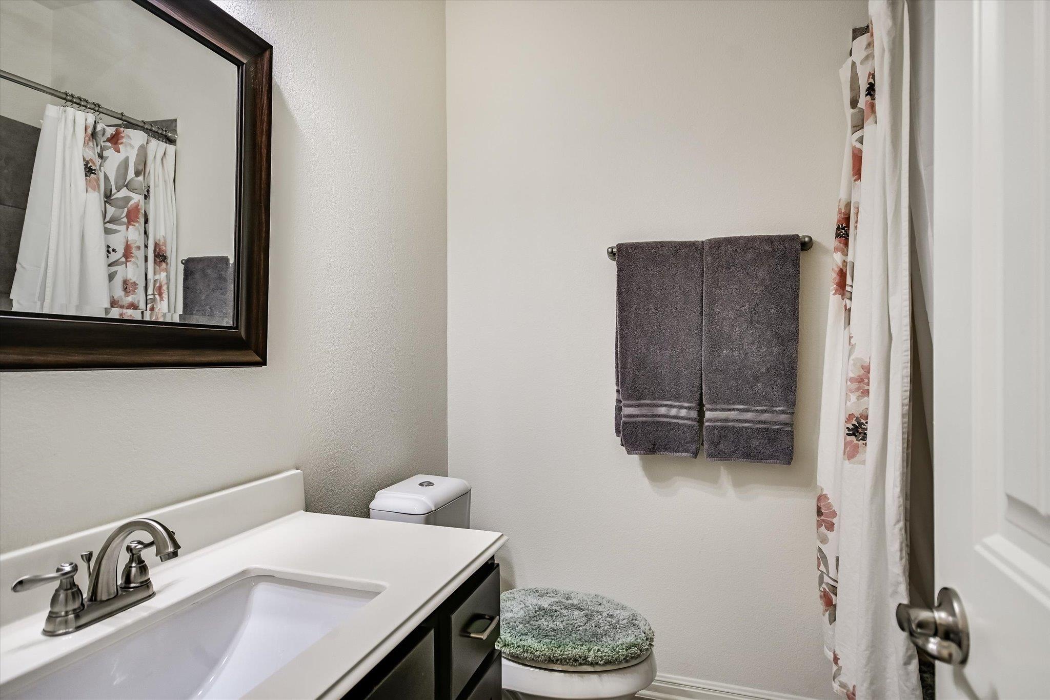 5013 Pearl Crescent LN