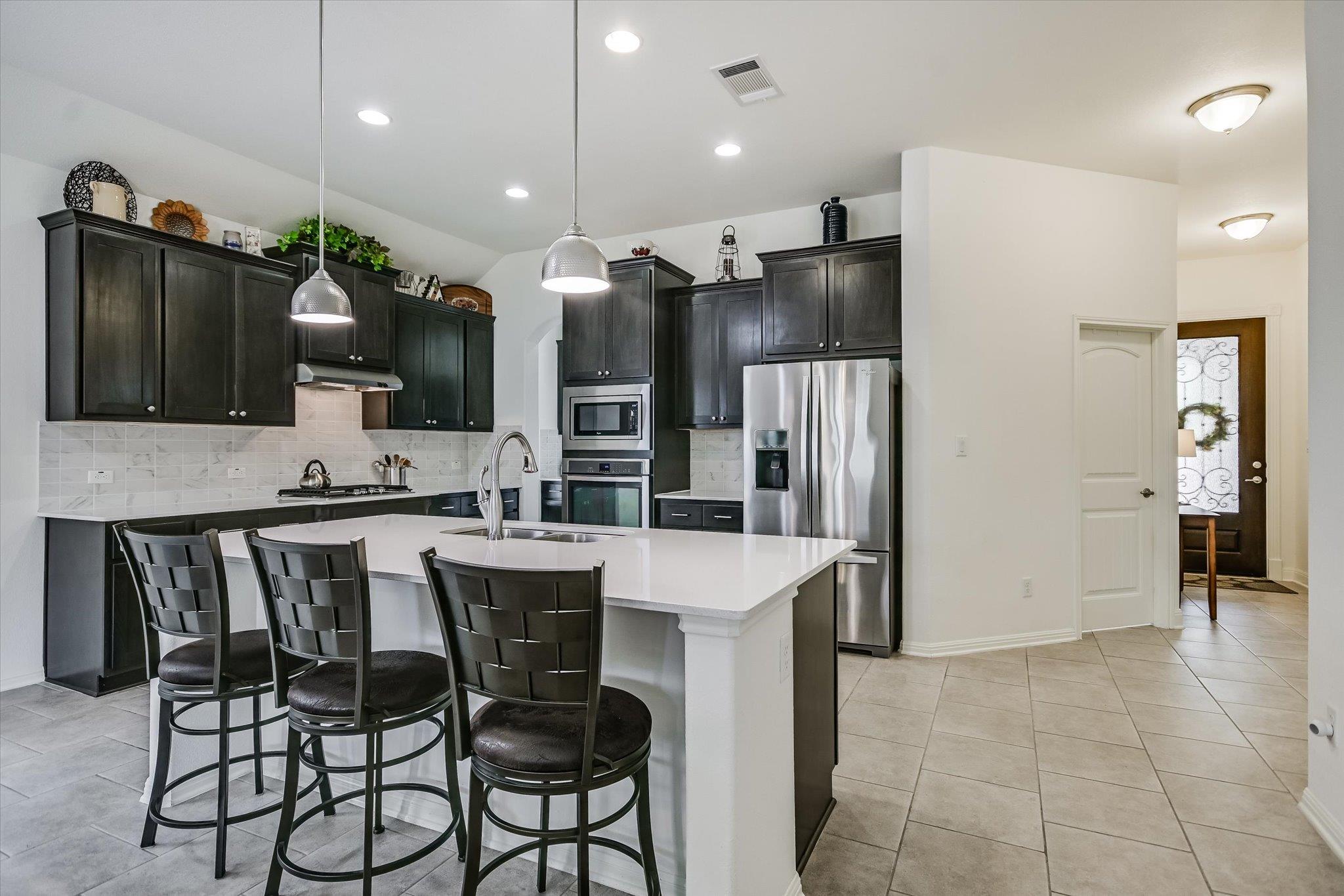 5013 Pearl Crescent LN