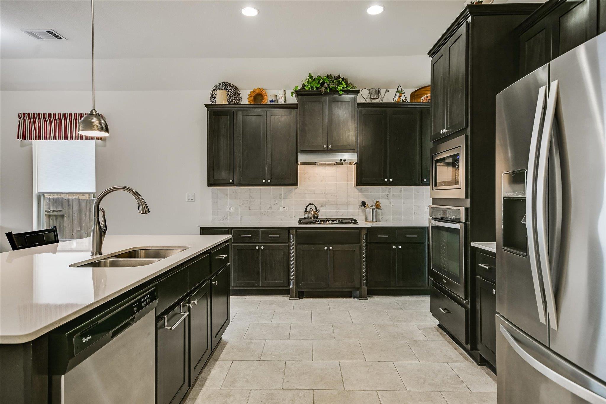 5013 Pearl Crescent LN