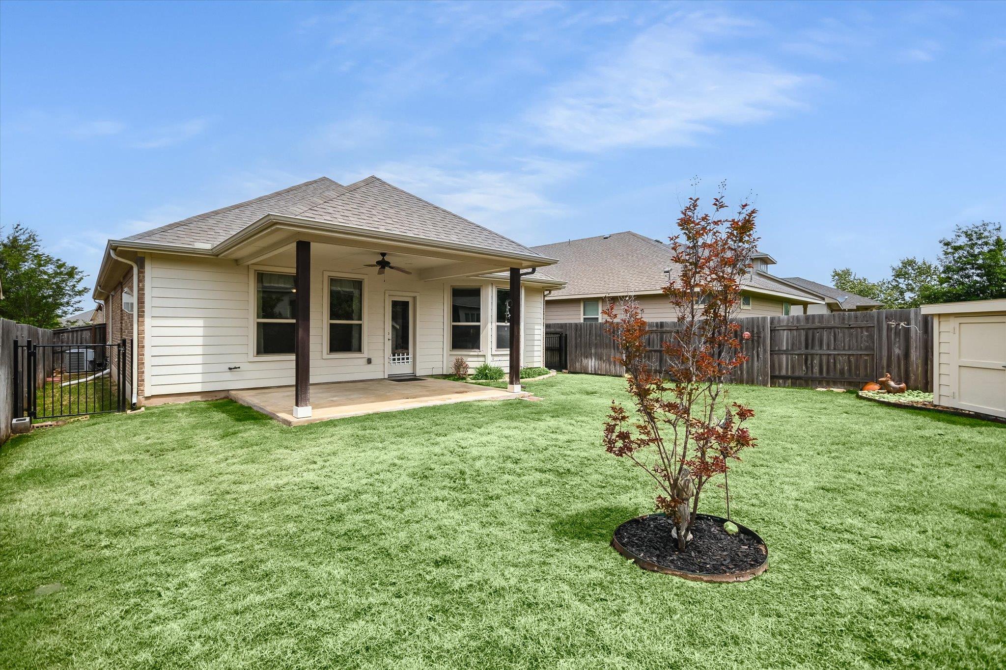 5013 Pearl Crescent LN