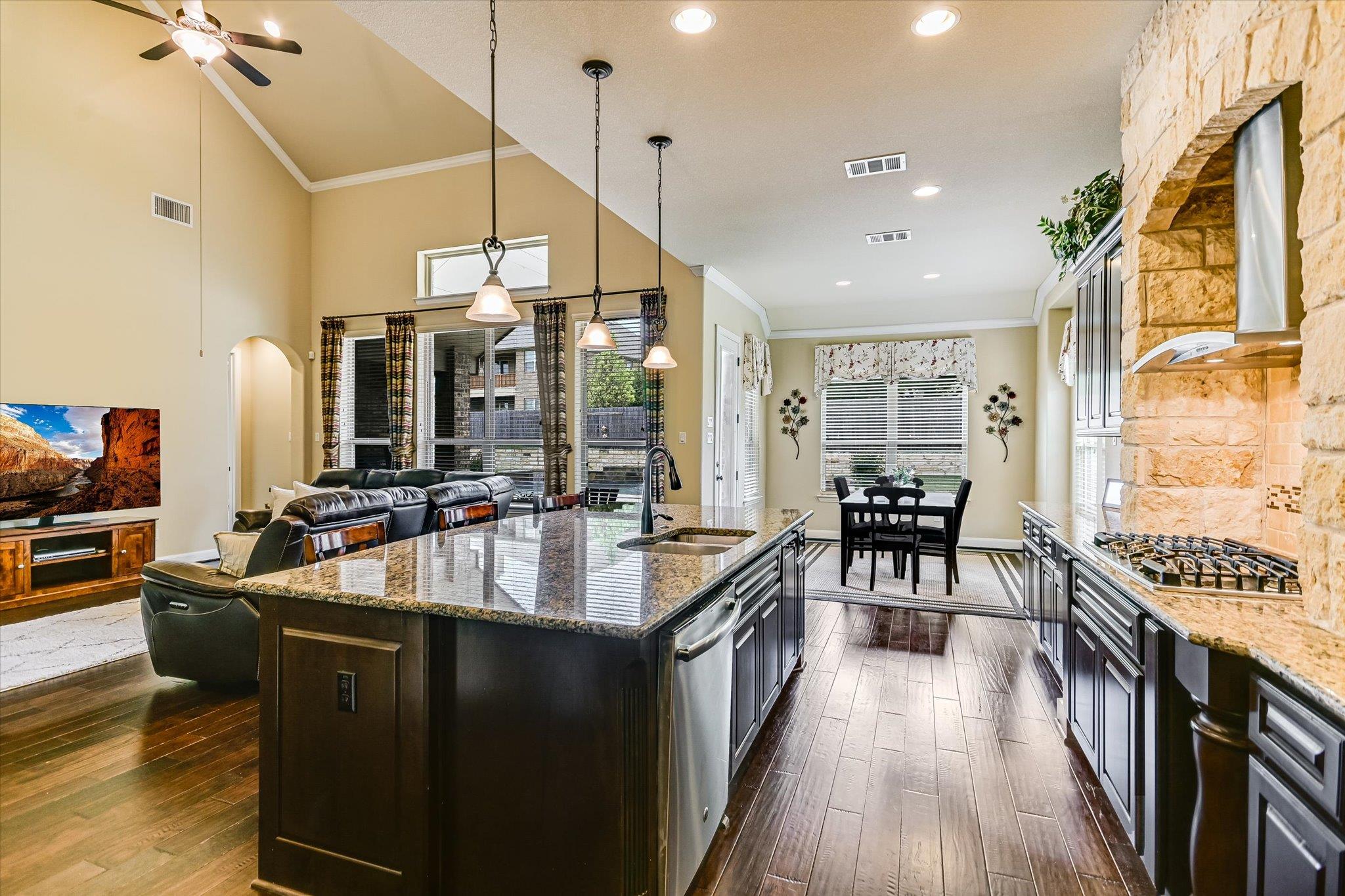 4381 Nash Ranch LOOP