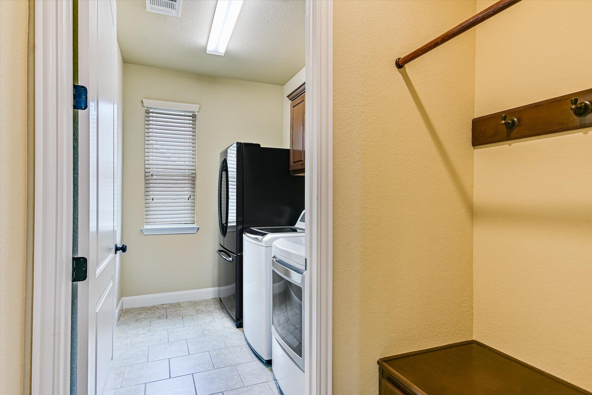 4381 Nash Ranch LOOP