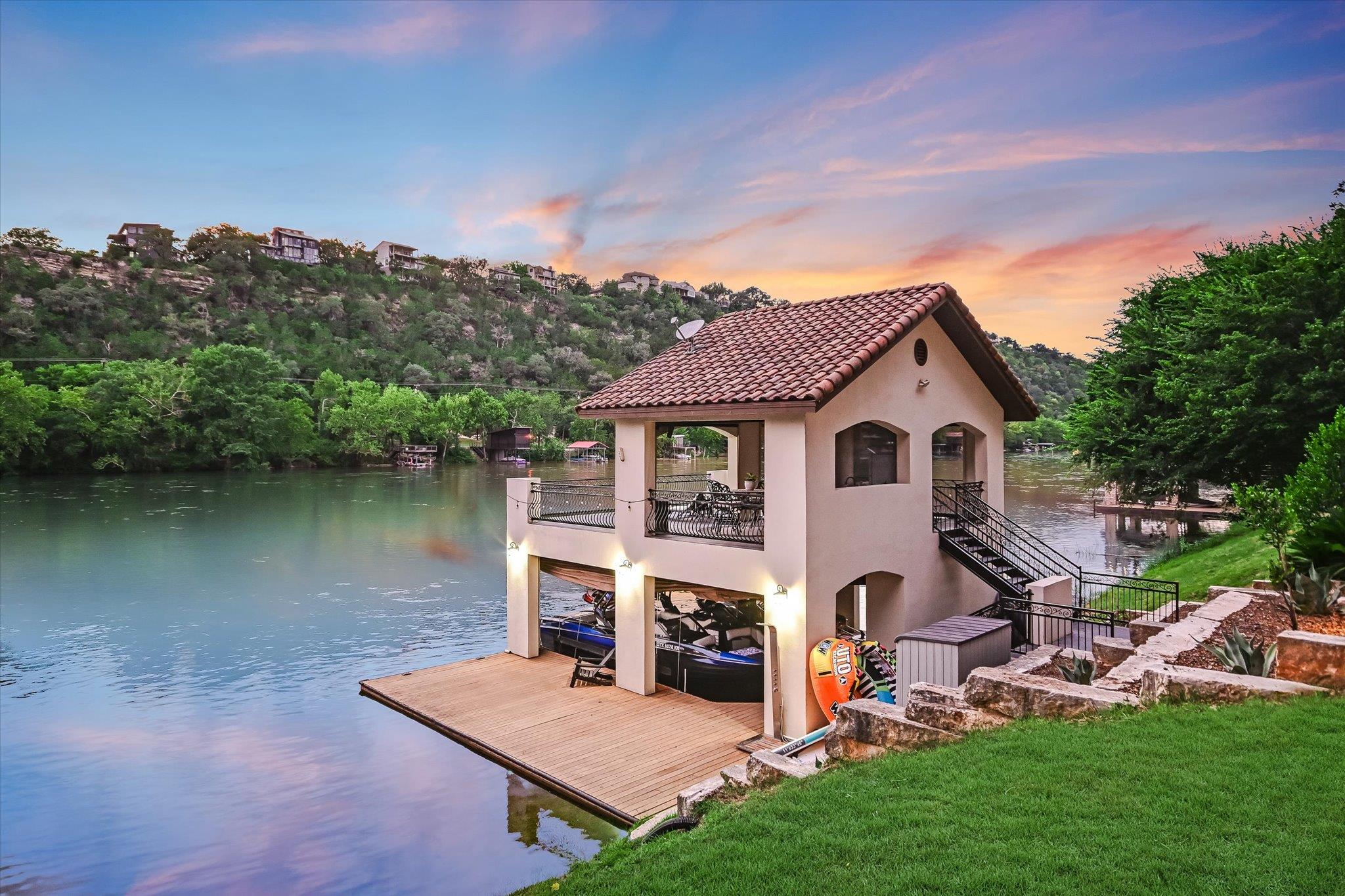 14132 Flat Top Ranch RD