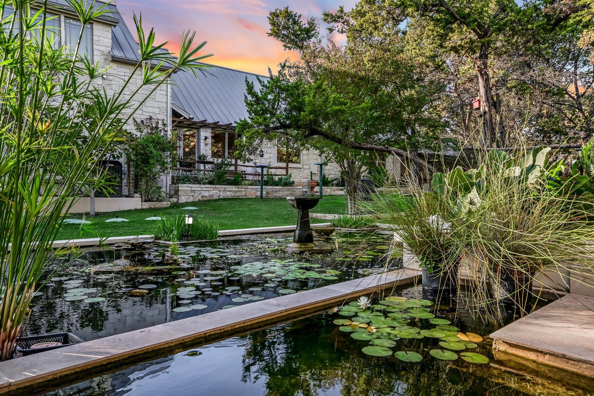 601 Crystal Creek DR