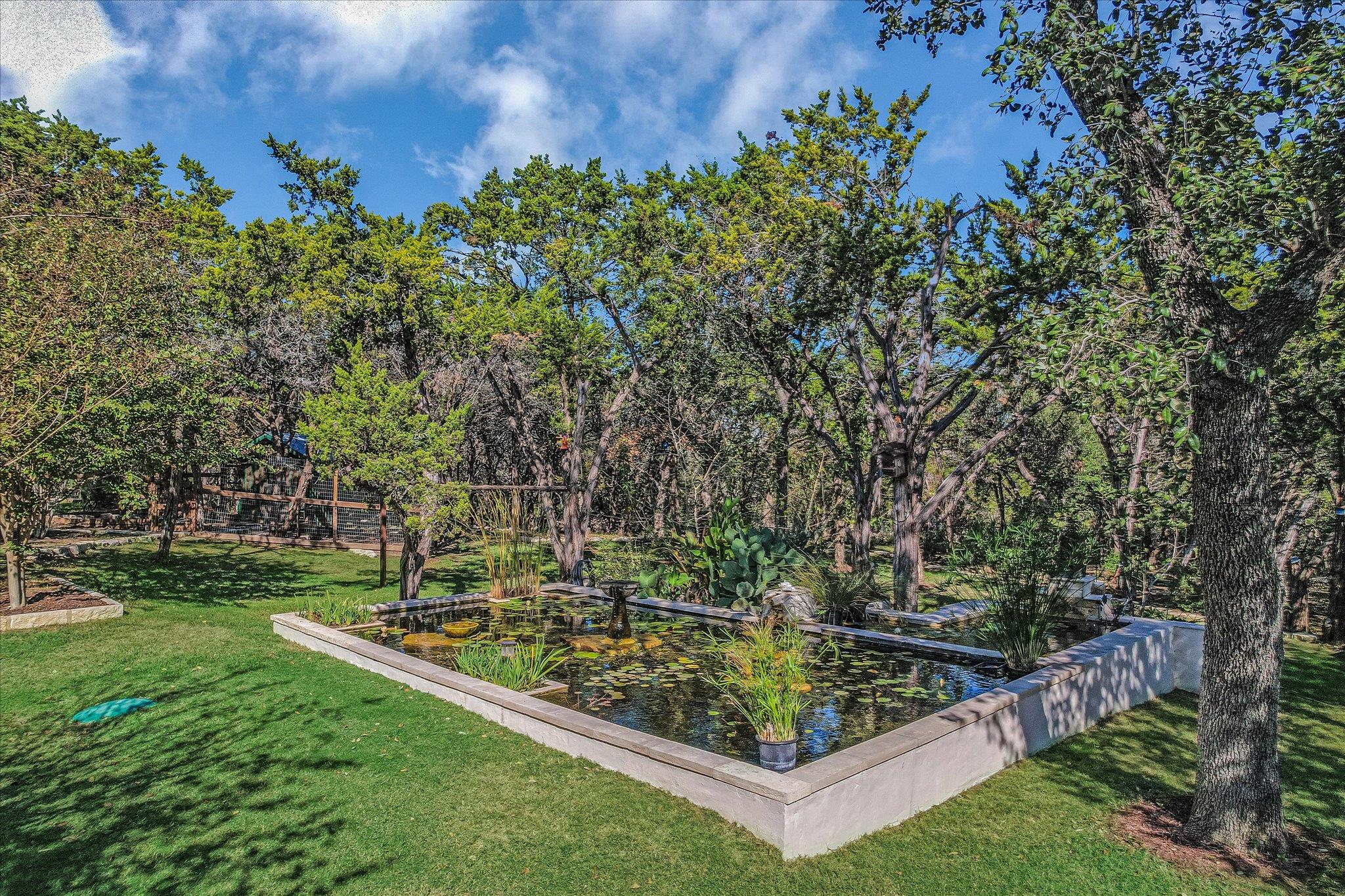 601 Crystal Creek DR