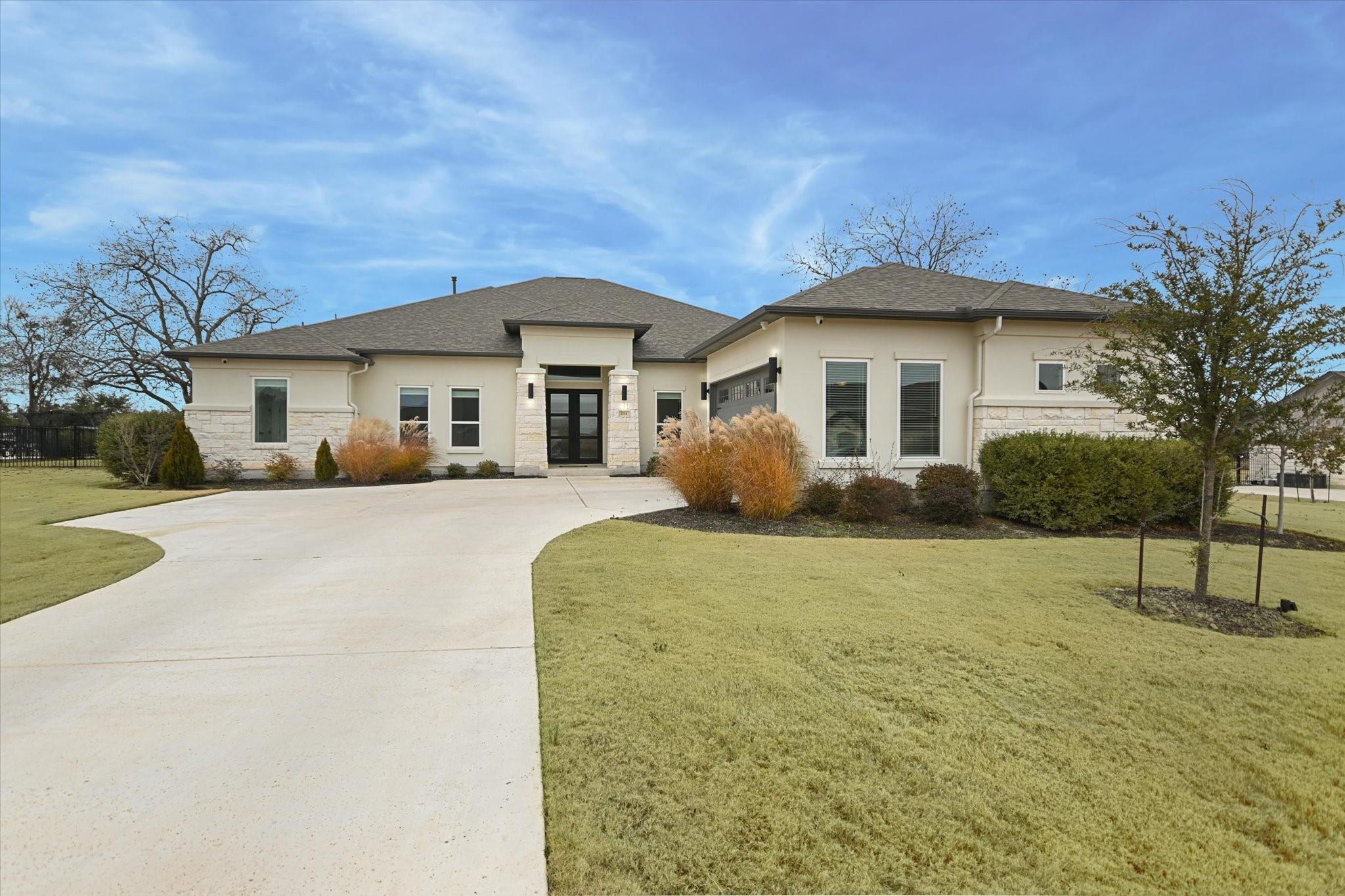 1114 Woodpark LN