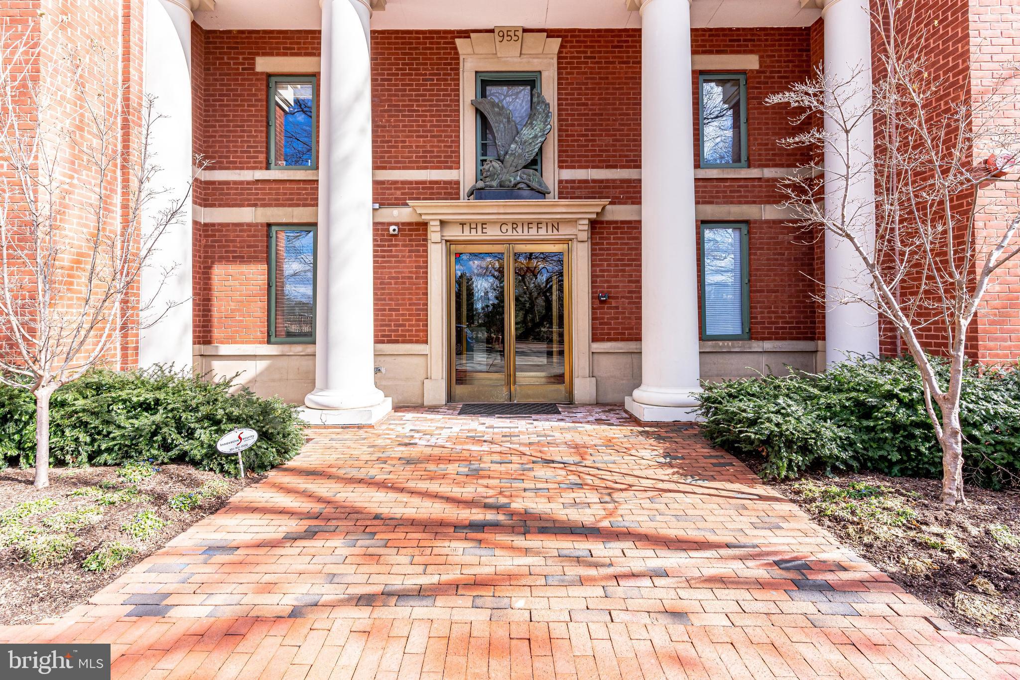955 26TH STREET NW 411