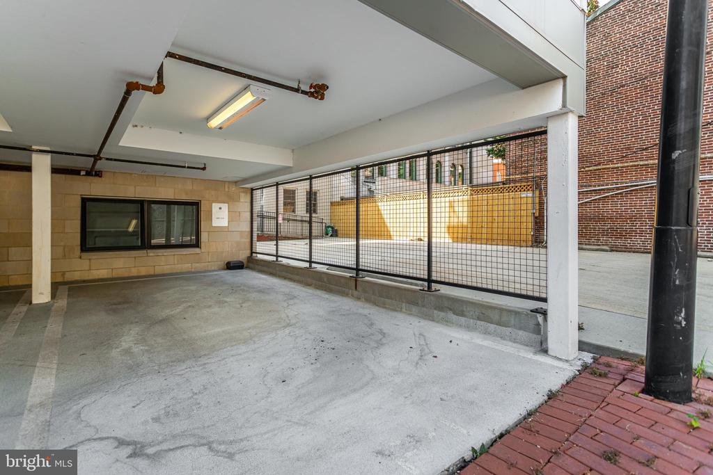 1745 N STREET NW G01