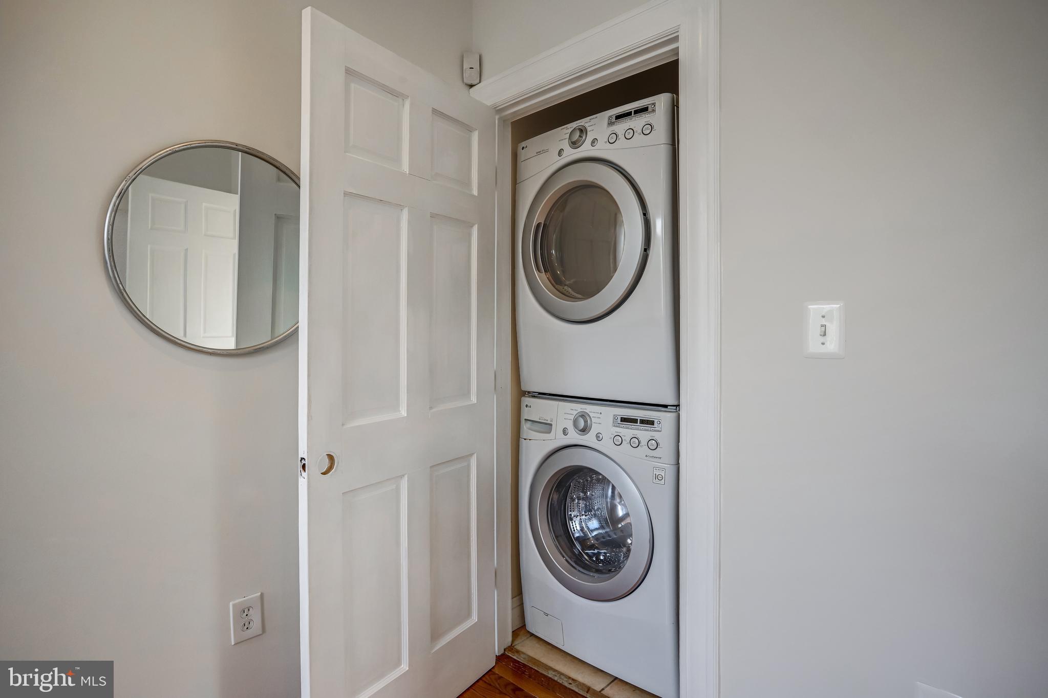 15 TODD PLACE NE